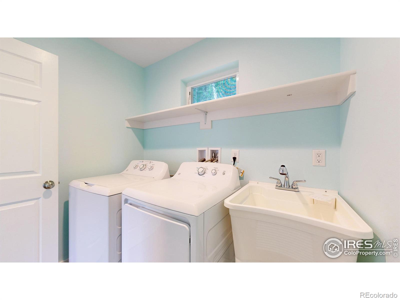 MLS Image #28 for 922  easton road,lyons, Colorado