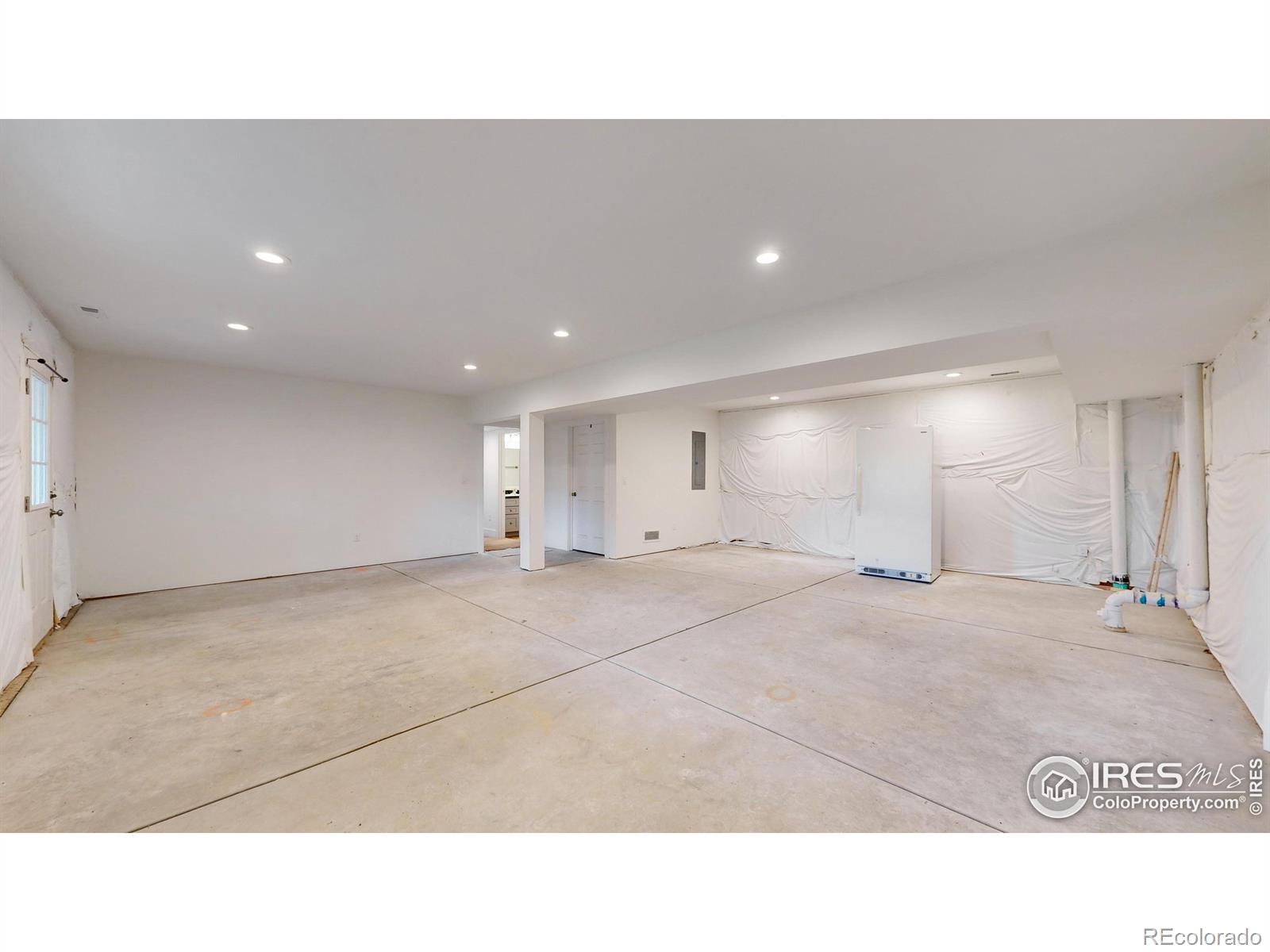 MLS Image #29 for 922  easton road,lyons, Colorado