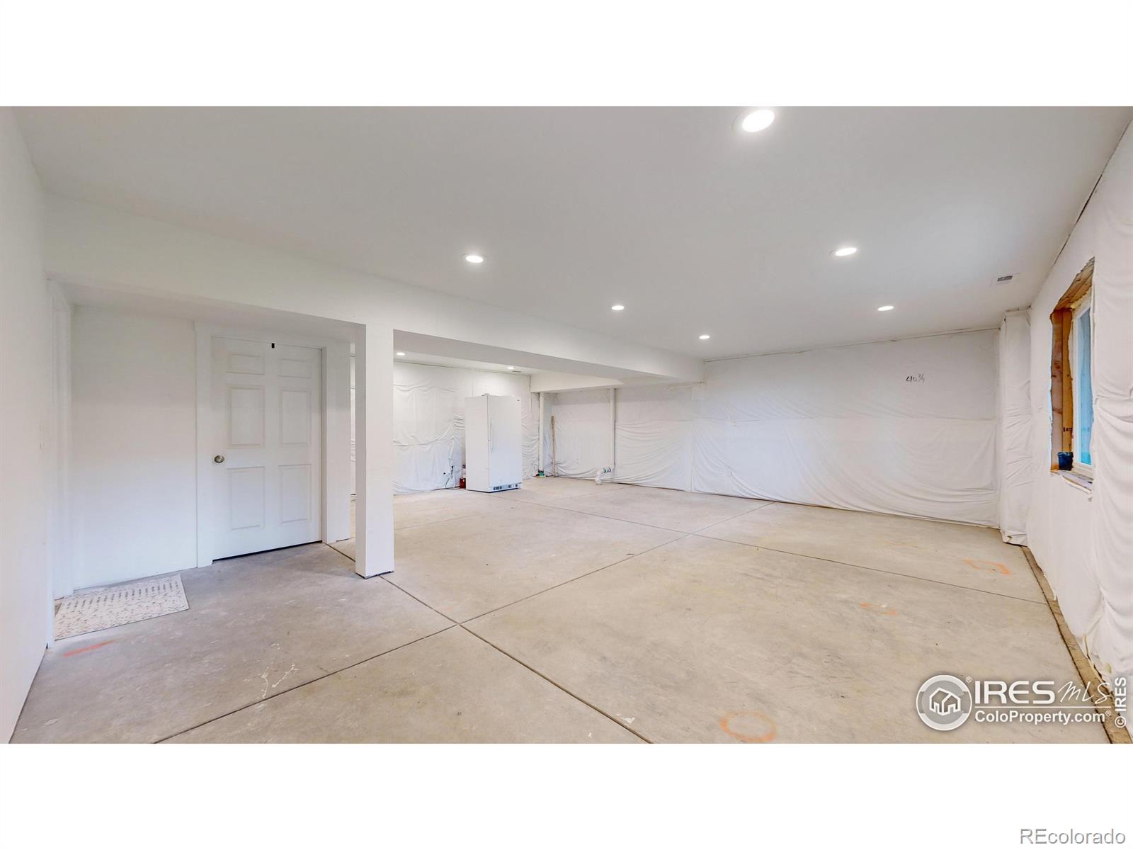 MLS Image #30 for 922  easton road,lyons, Colorado