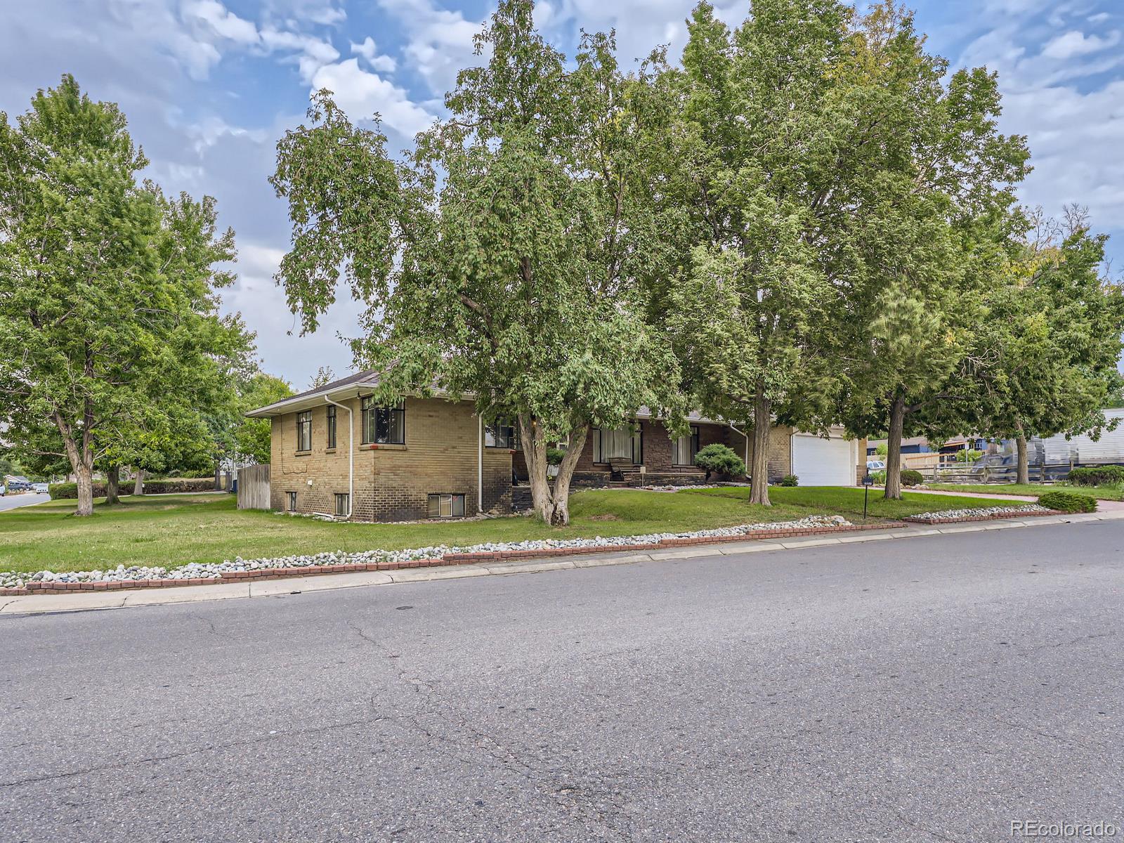 CMA Image for 6018  forest drive,Commerce City, Colorado