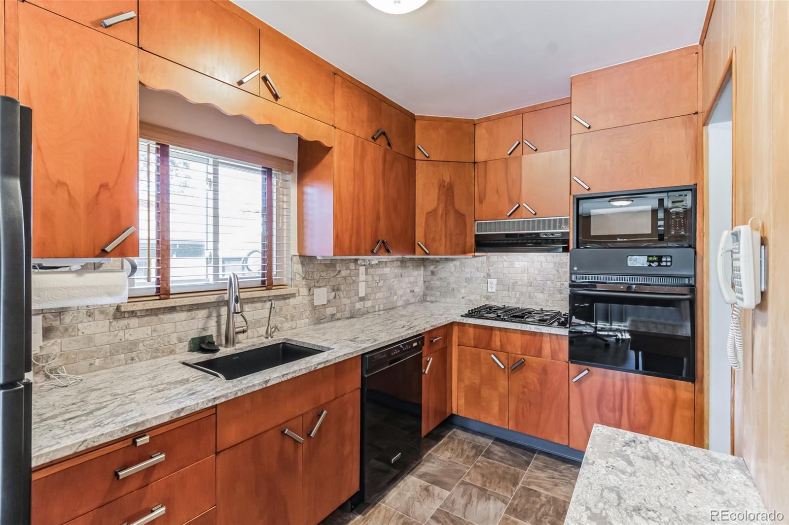 MLS Image #8 for 2435 s race street,denver, Colorado