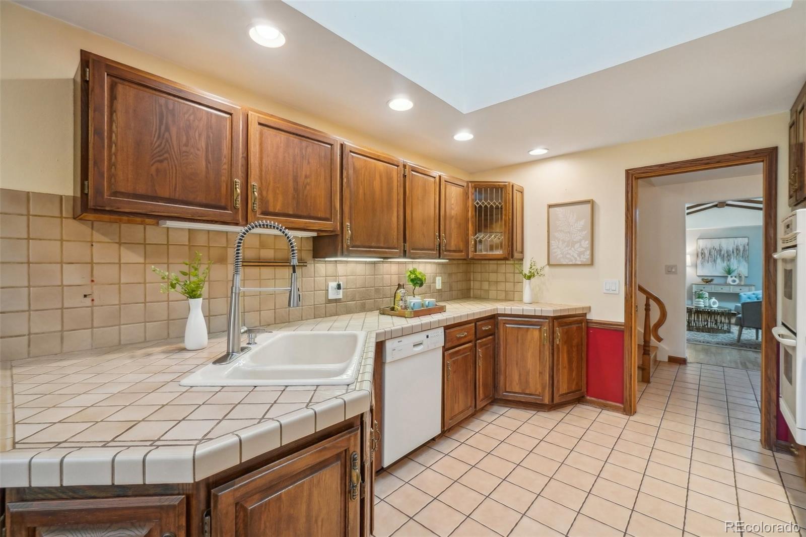 MLS Image #10 for 11103 w 27th avenue,lakewood, Colorado