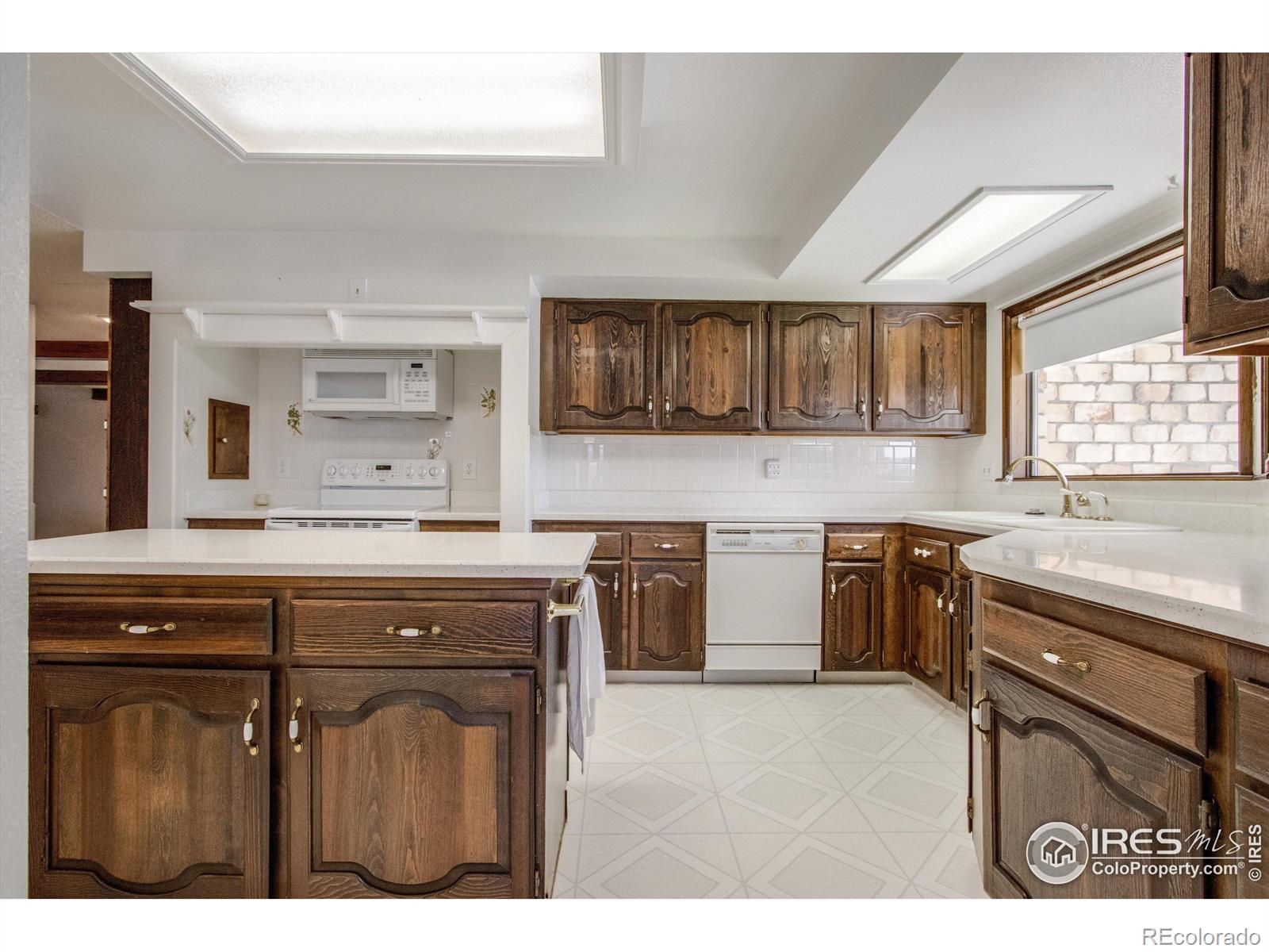 MLS Image #9 for 1559  juniper street,longmont, Colorado