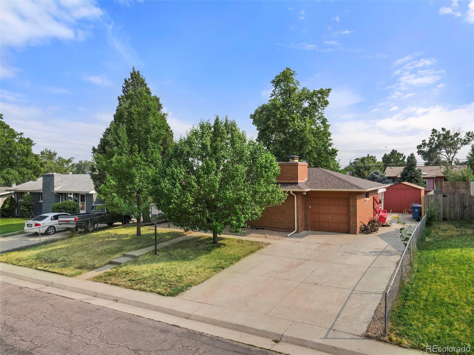 MLS Image #38 for 2552  meadowbrook drive,denver, Colorado