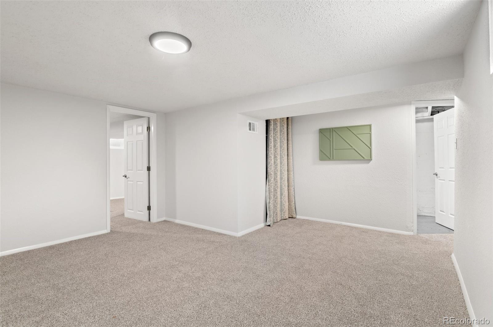 MLS Image #20 for 3000  newport street,denver, Colorado