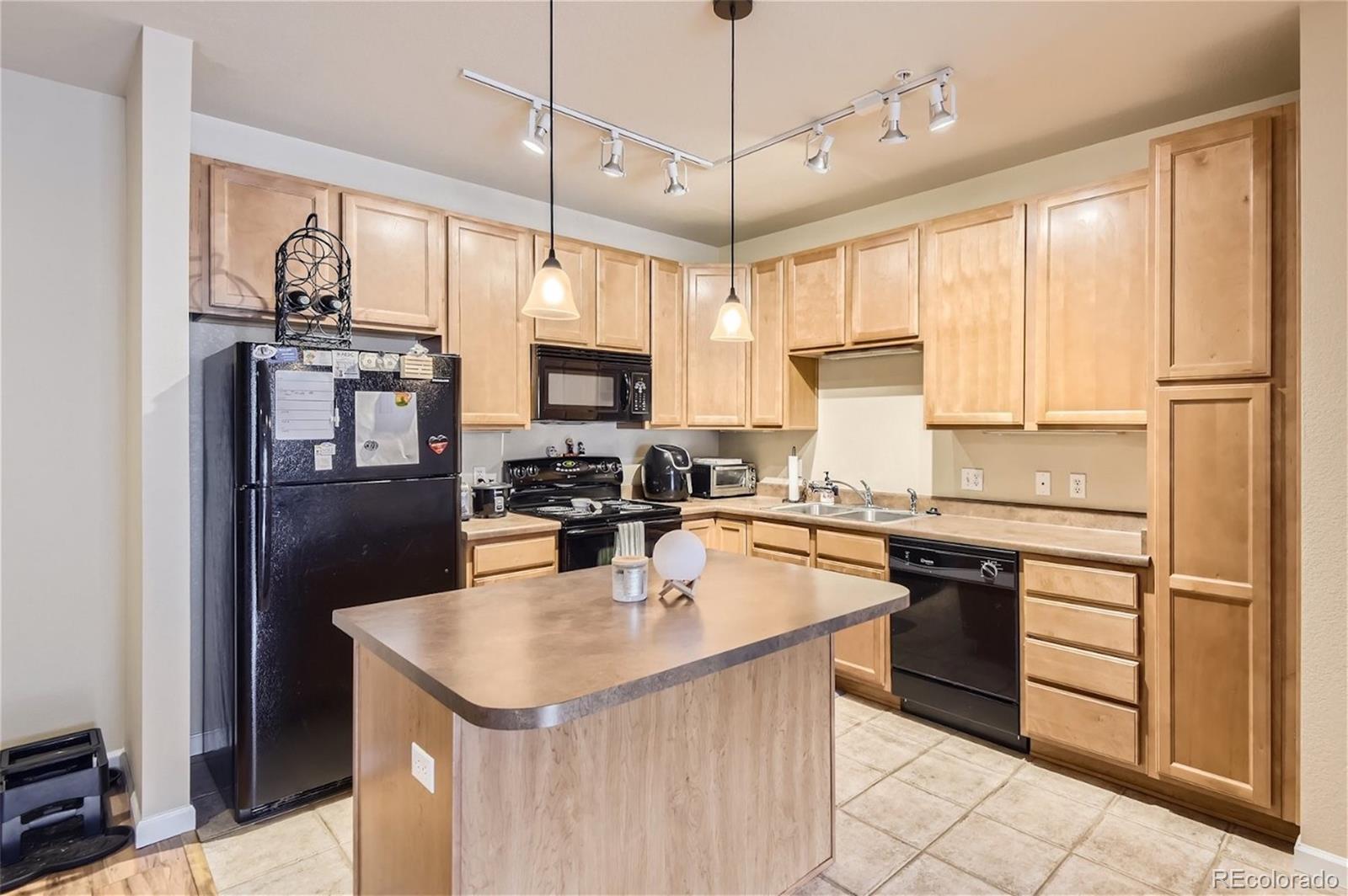 MLS Image #3 for 16611  las ramblas lane,parker, Colorado