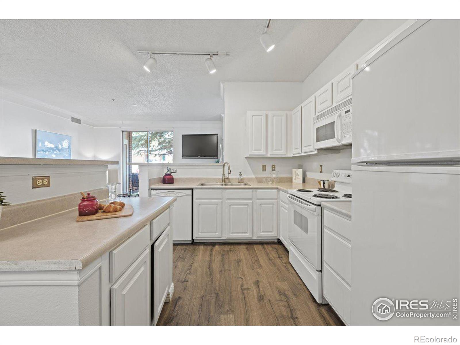 MLS Image #6 for 1810  shamrock drive,superior, Colorado