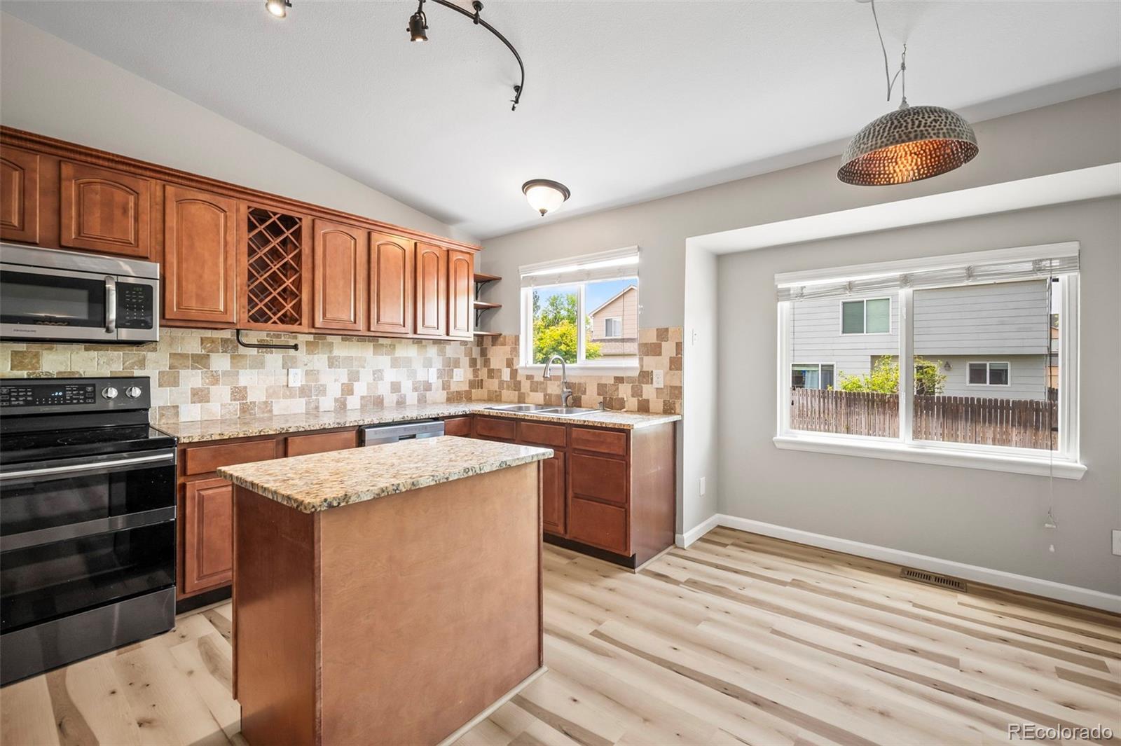 MLS Image #7 for 327  benton street,castle rock, Colorado