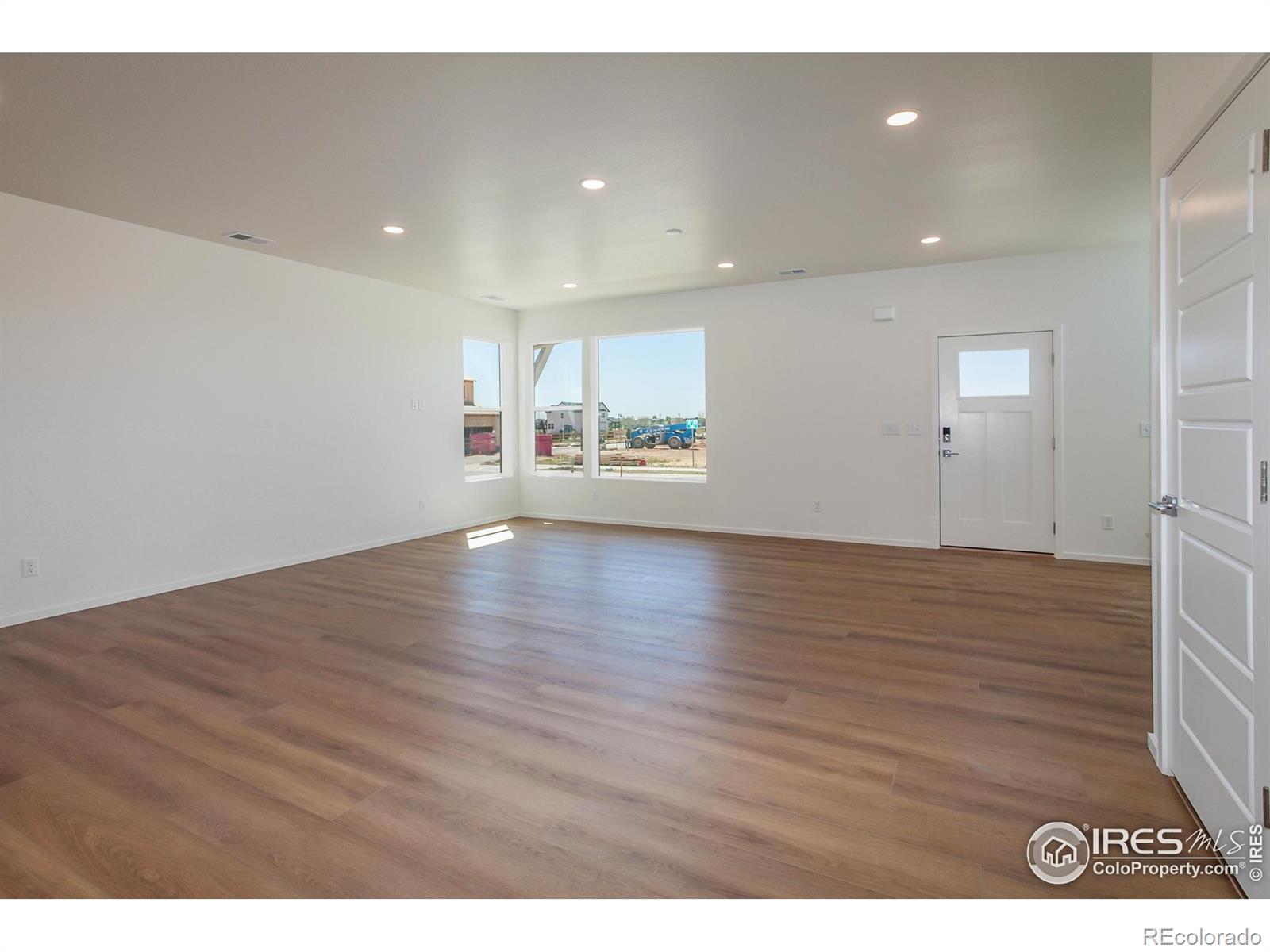 MLS Image #3 for 6104  dutch drive,timnath, Colorado