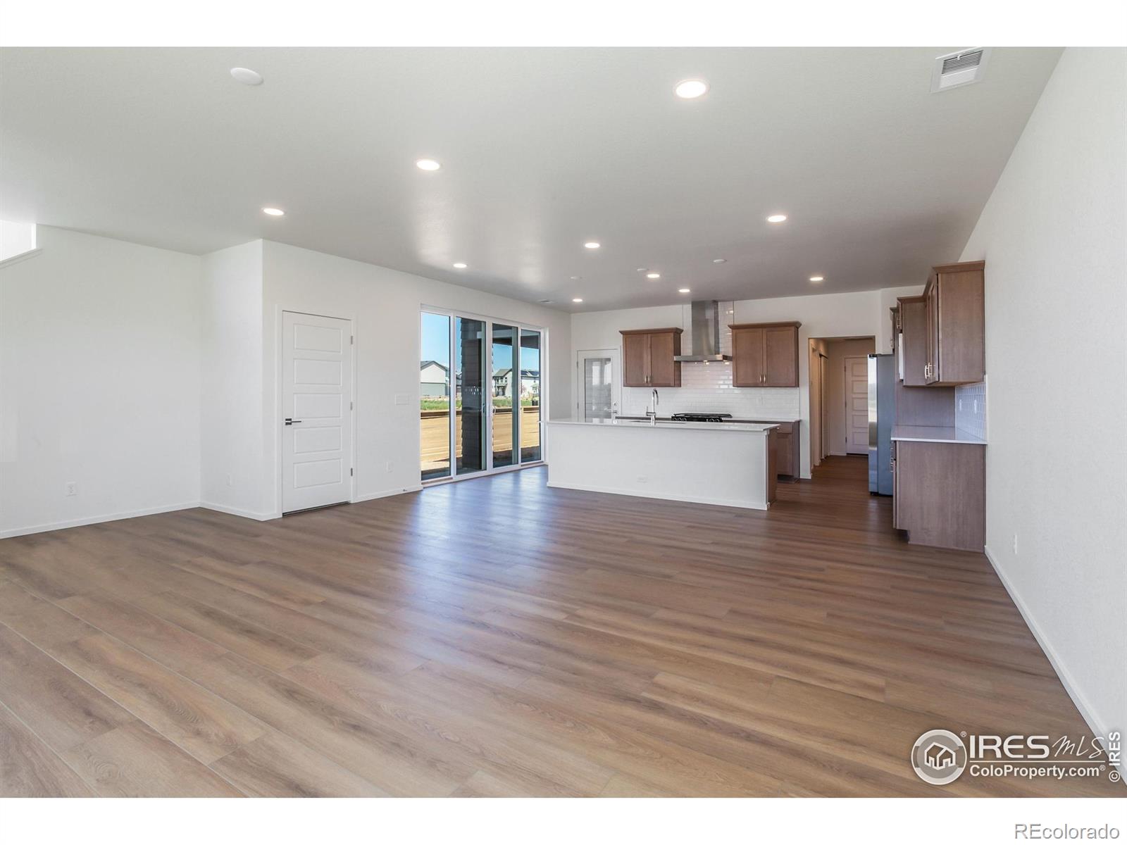 MLS Image #5 for 6104  dutch drive,timnath, Colorado