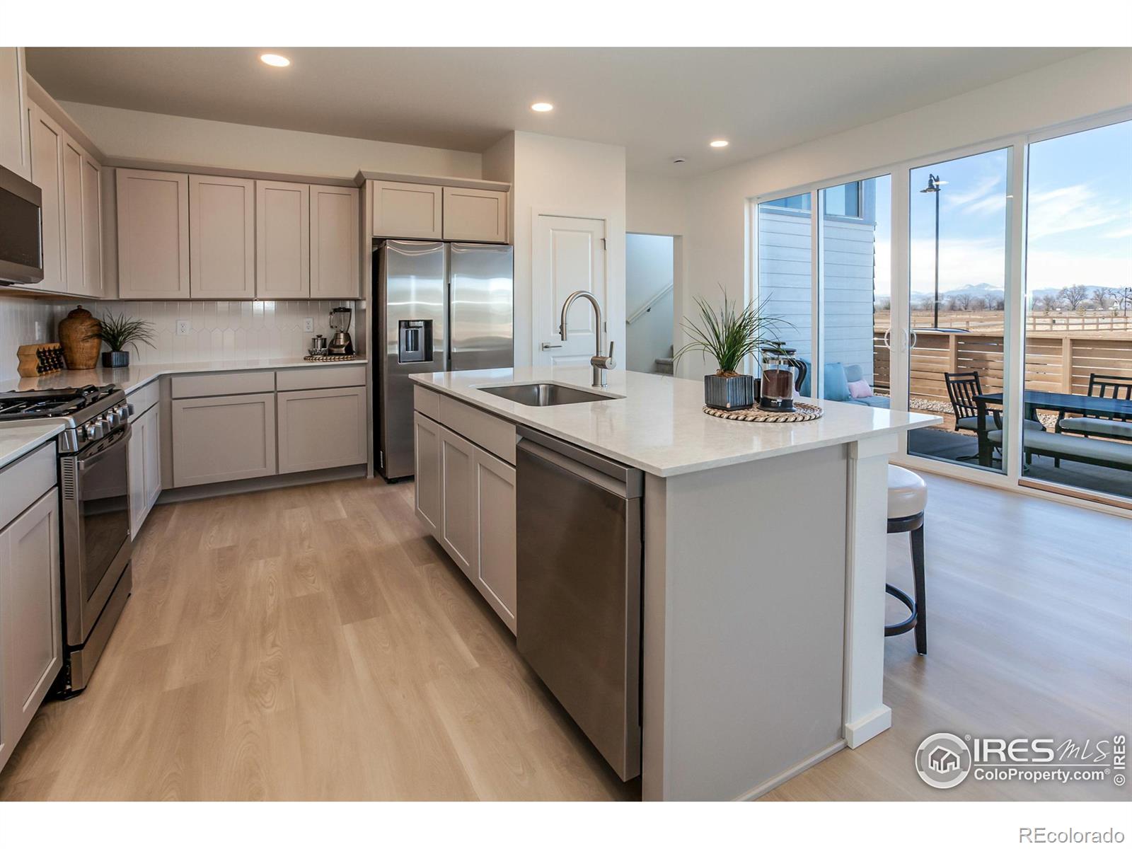 MLS Image #16 for 6101  saddle horn drive,timnath, Colorado