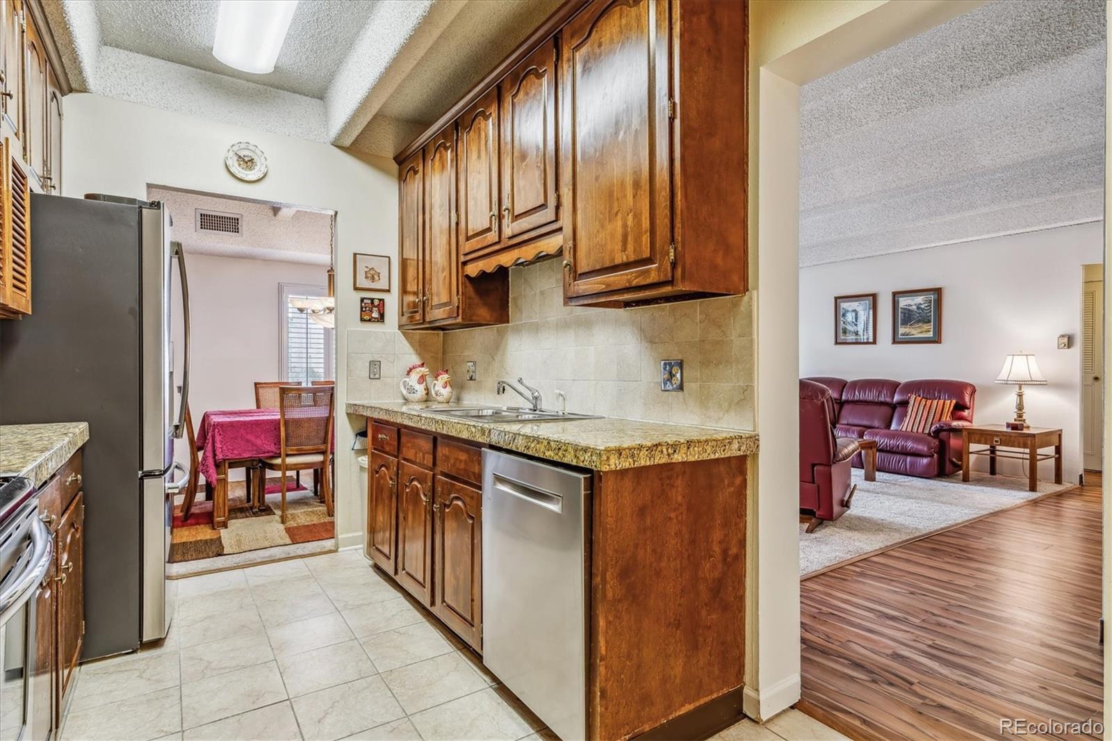 MLS Image #10 for 7865 e mississippi avenue,denver, Colorado