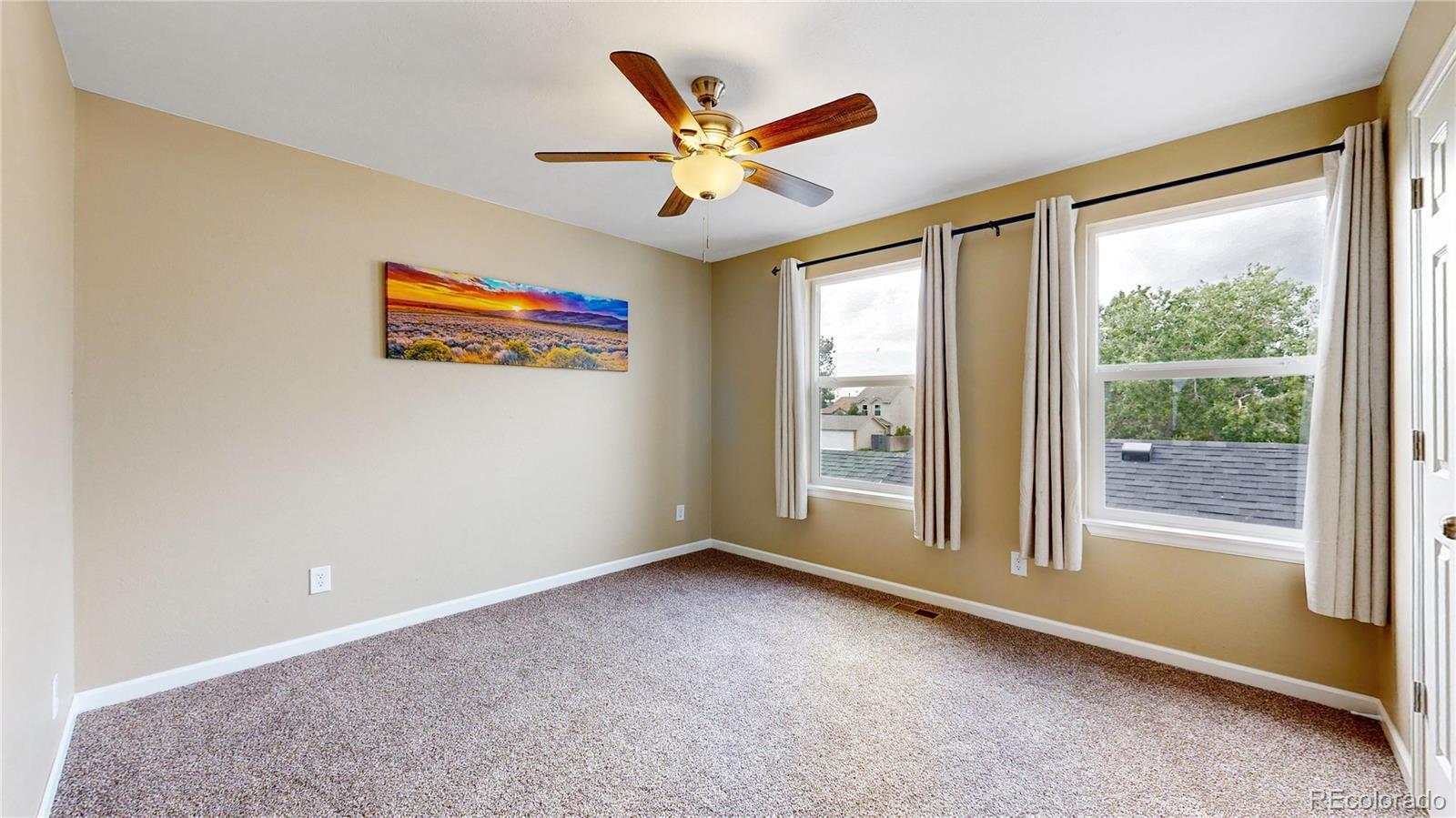 MLS Image #11 for 18921 e 16th avenue,aurora, Colorado