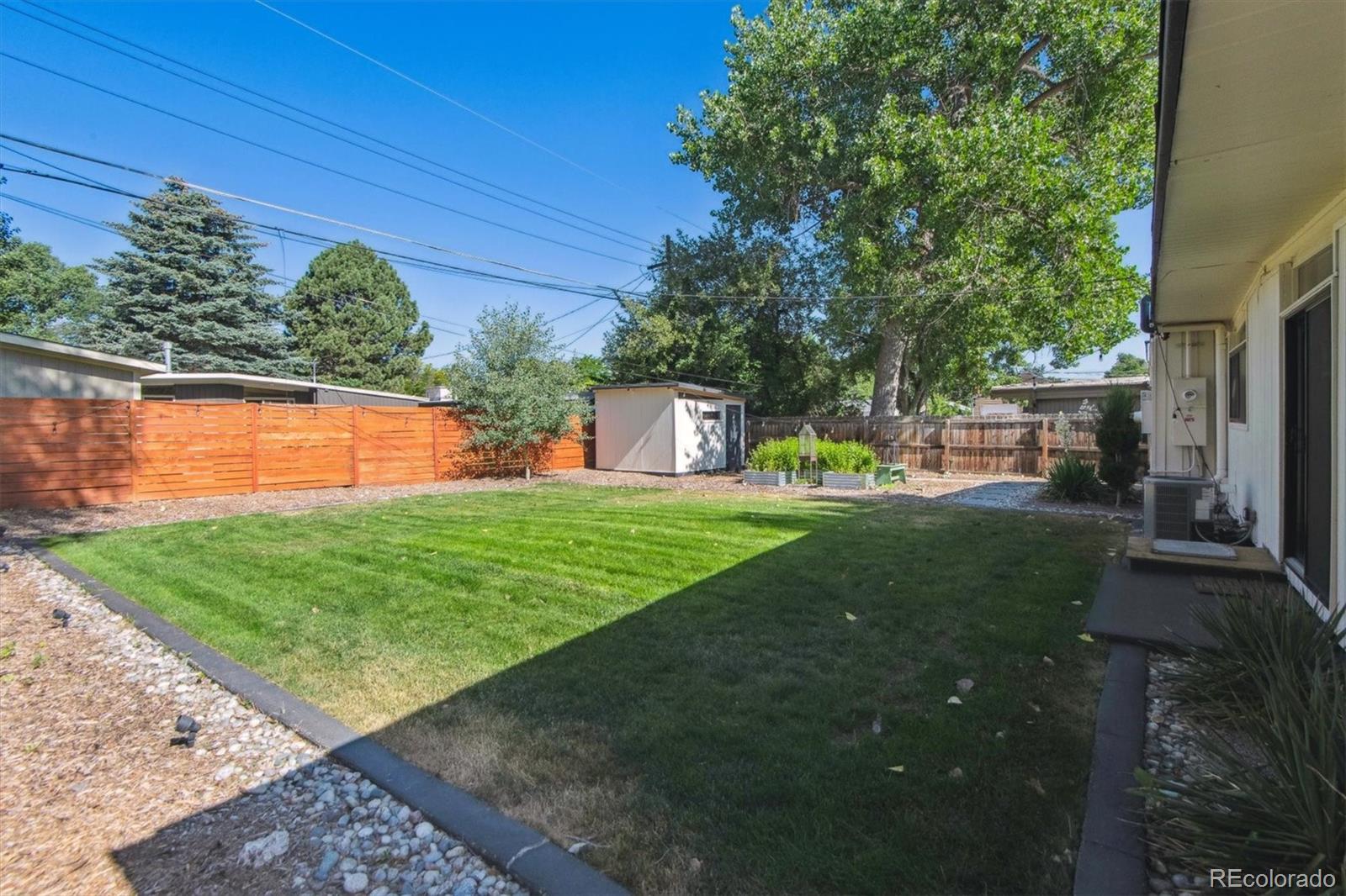 MLS Image #29 for 1309 s elm street,denver, Colorado