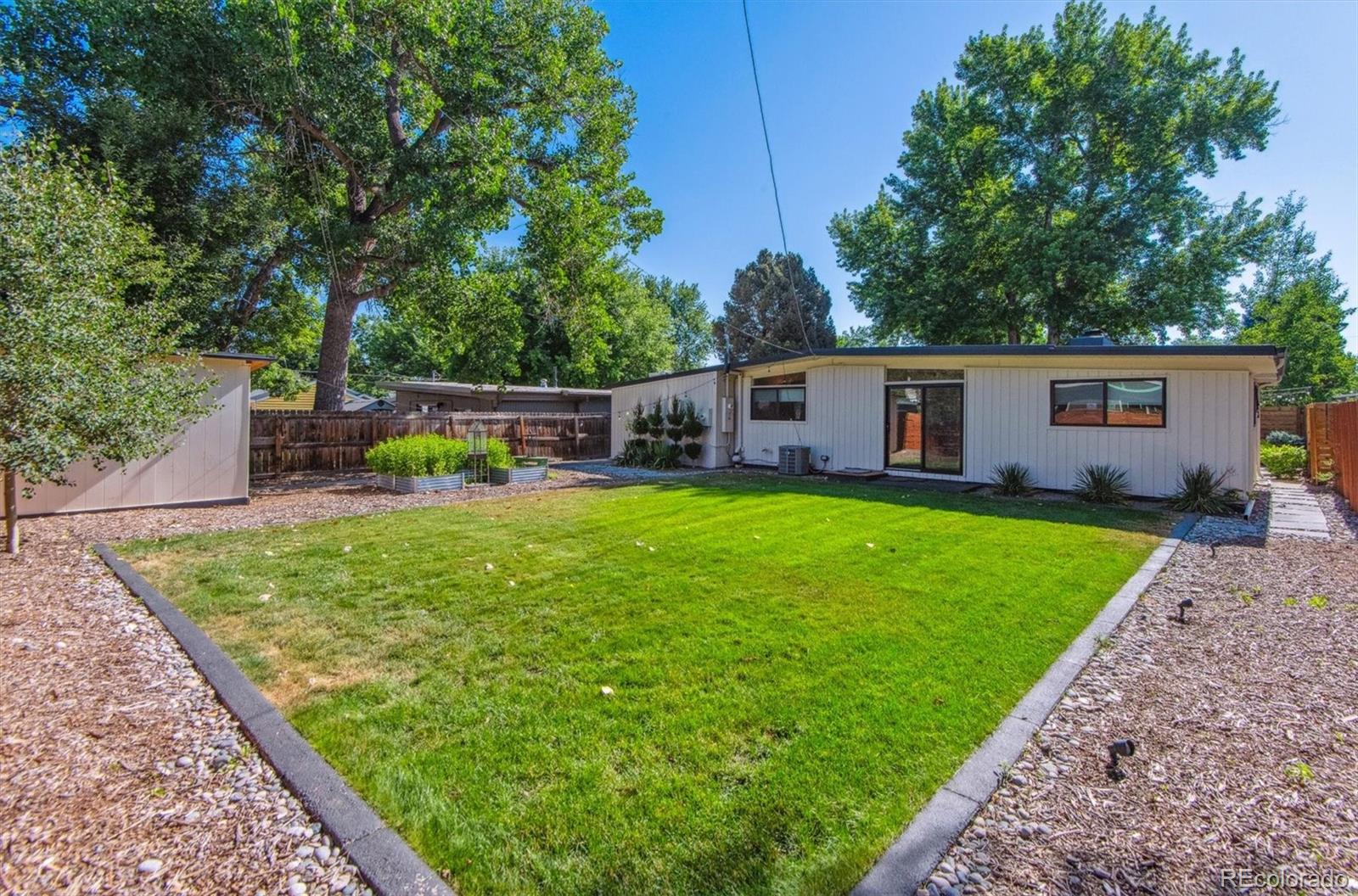 MLS Image #30 for 1309 s elm street,denver, Colorado