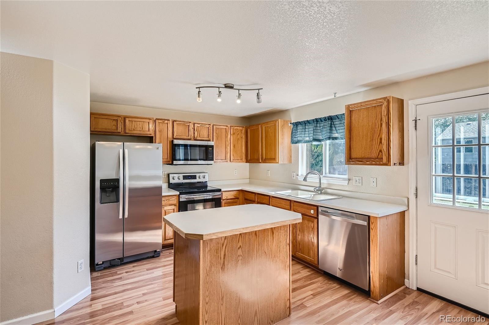 MLS Image #8 for 12548  elm lane,broomfield, Colorado