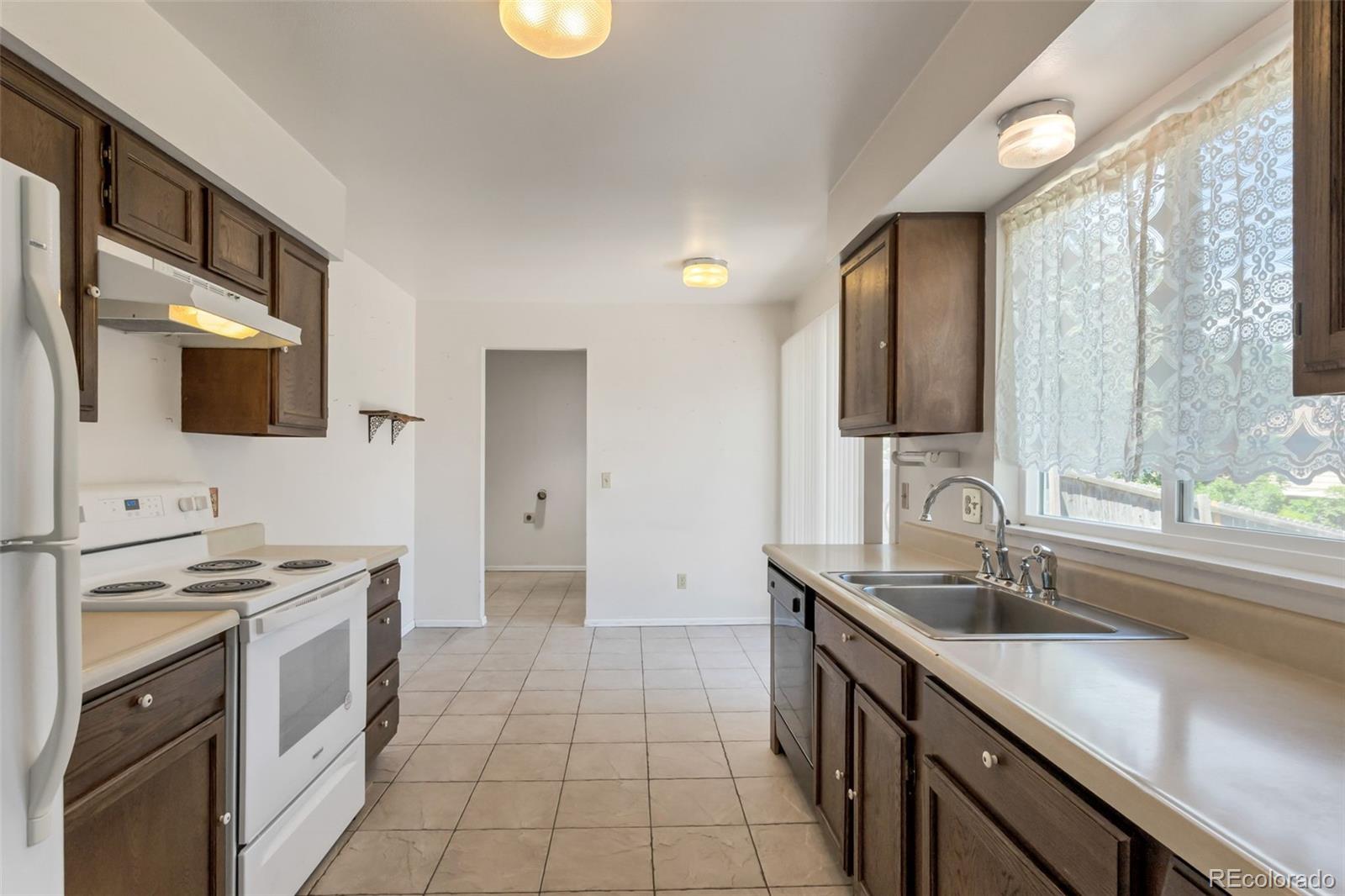 MLS Image #12 for 14715 e wesley avenue,aurora, Colorado