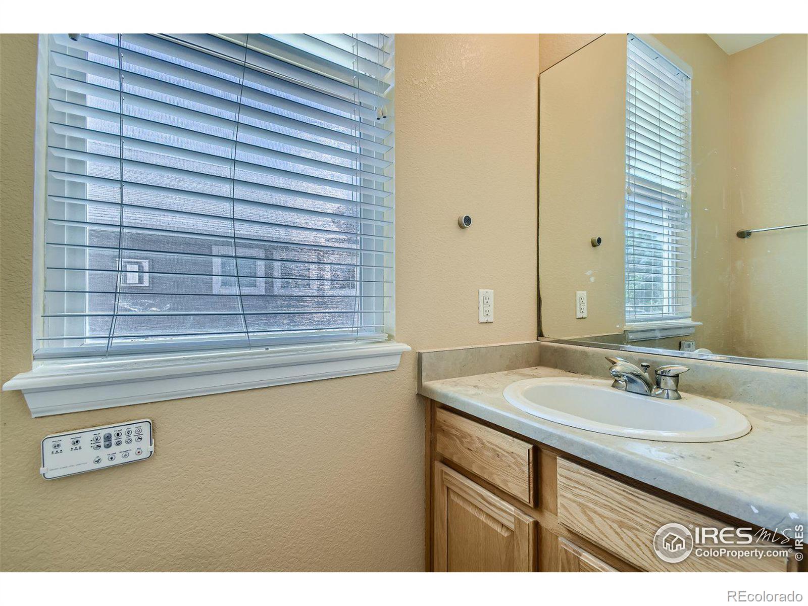 MLS Image #13 for 11491  kenton street,commerce city, Colorado