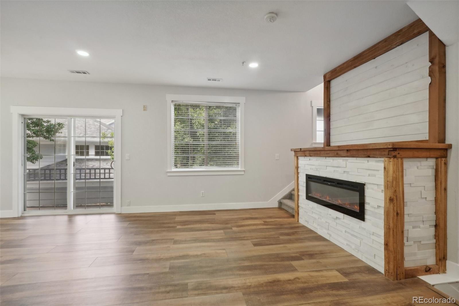 MLS Image #15 for 5255  memphis street,denver, Colorado