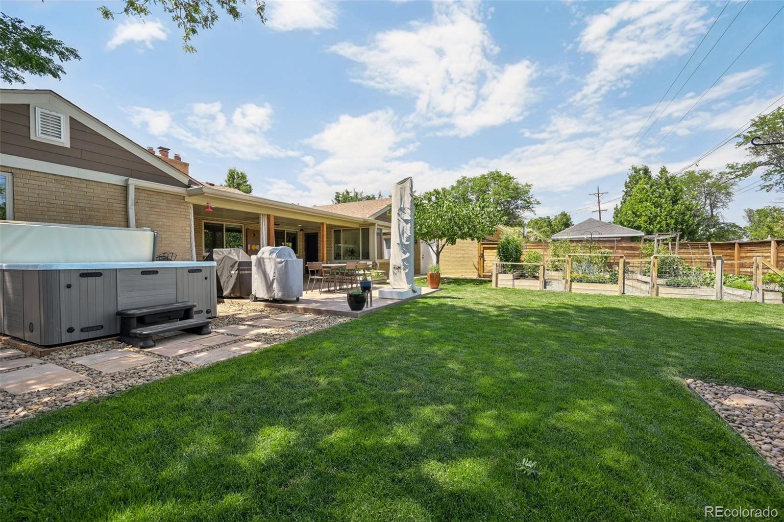 MLS Image #3 for 2626  monaco parkway,denver, Colorado