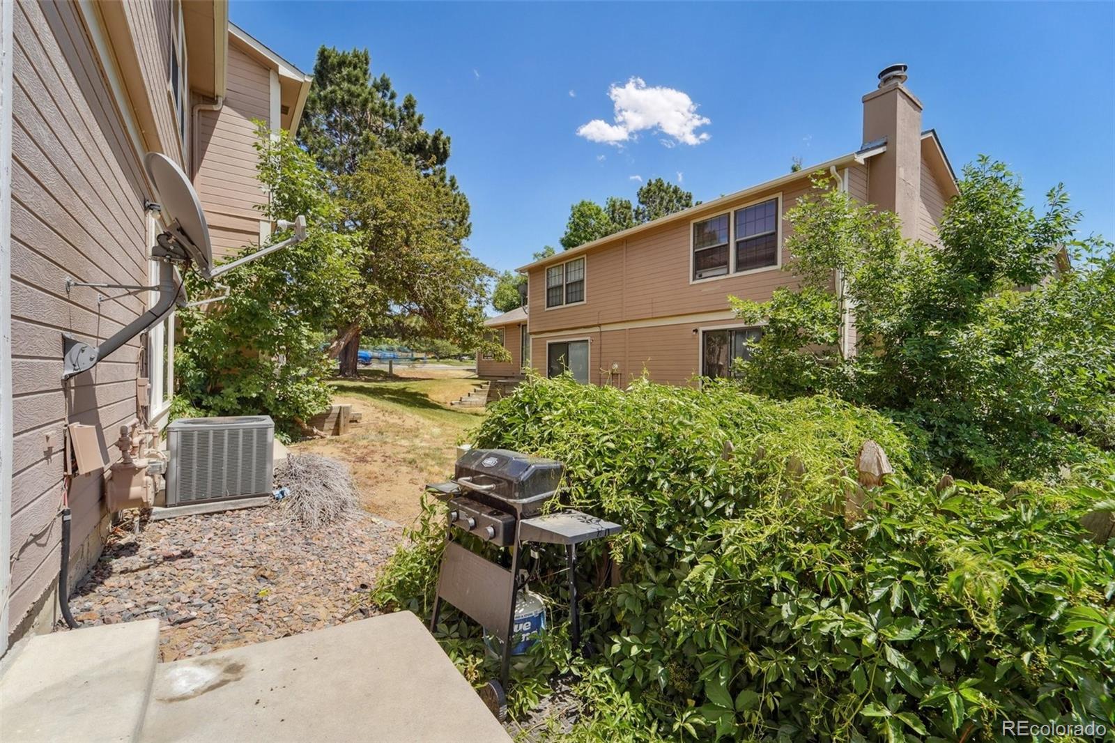 MLS Image #2 for 1504 s ouray circle,aurora, Colorado