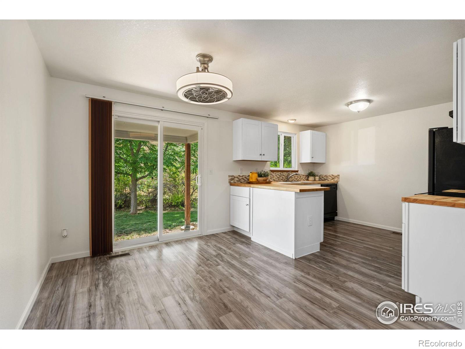 MLS Image #5 for 582  cottonwood place,loveland, Colorado