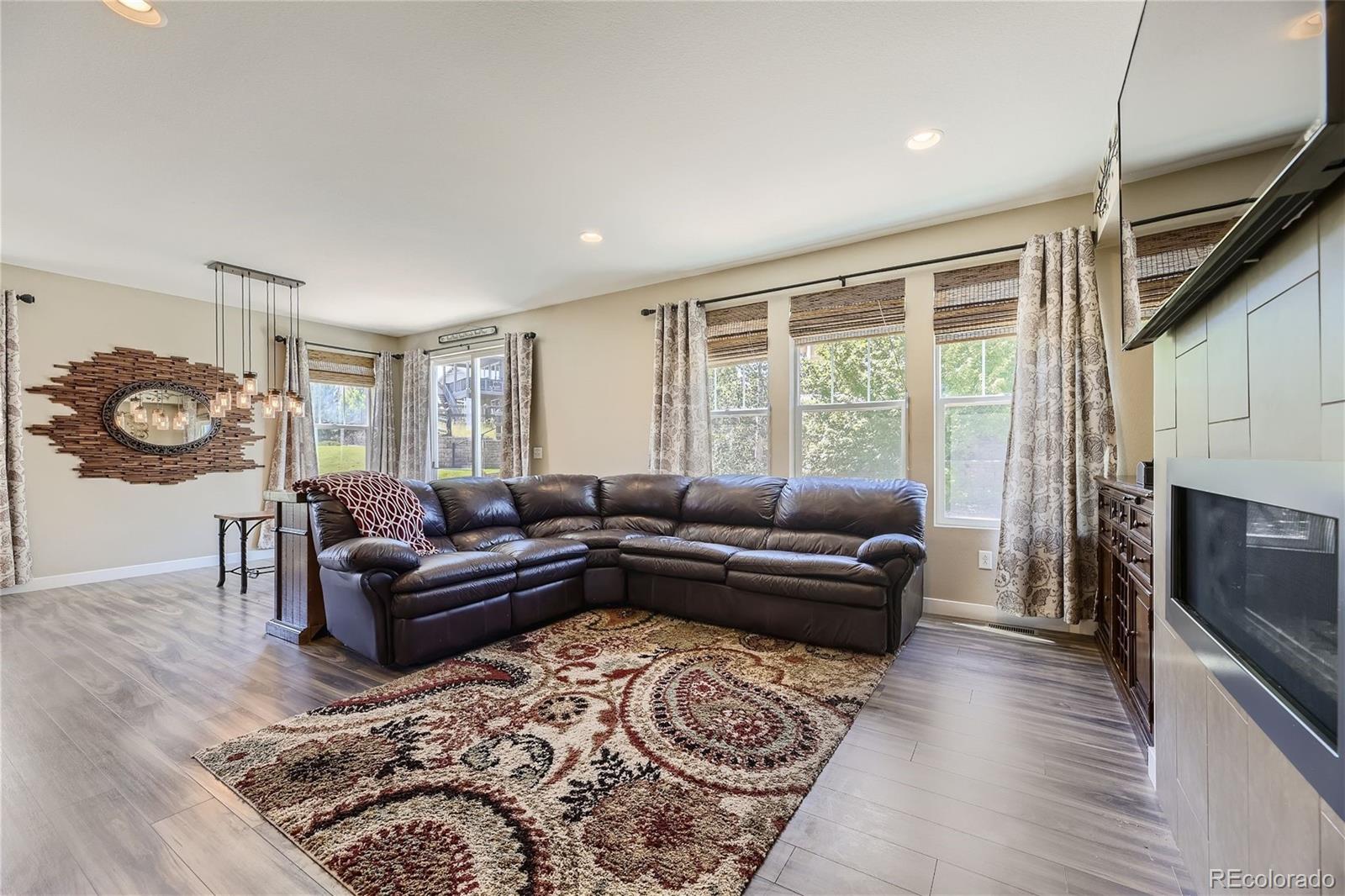 MLS Image #13 for 24348 e long drive,aurora, Colorado