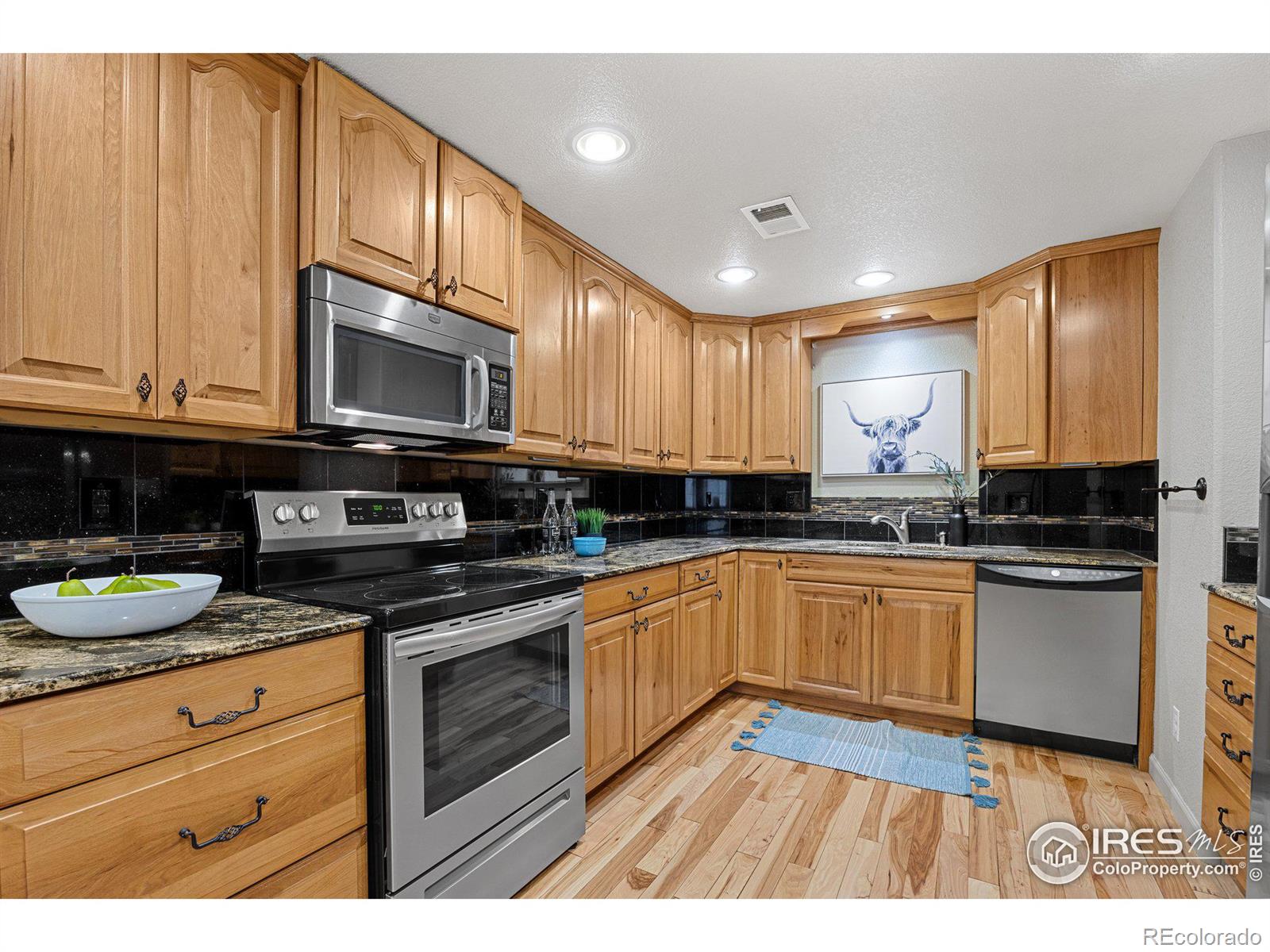 MLS Image #25 for 911 n 7th place,johnstown, Colorado