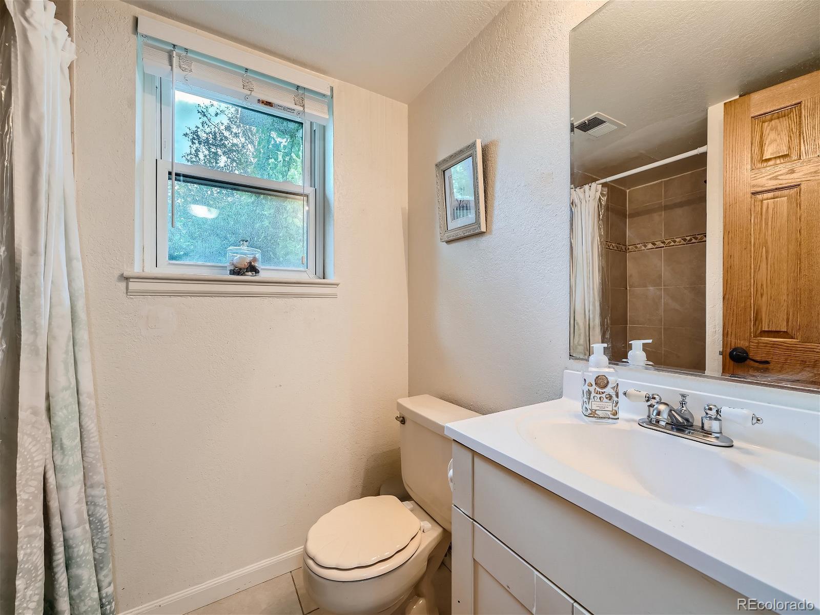 MLS Image #12 for 21226 e powers circle,centennial, Colorado