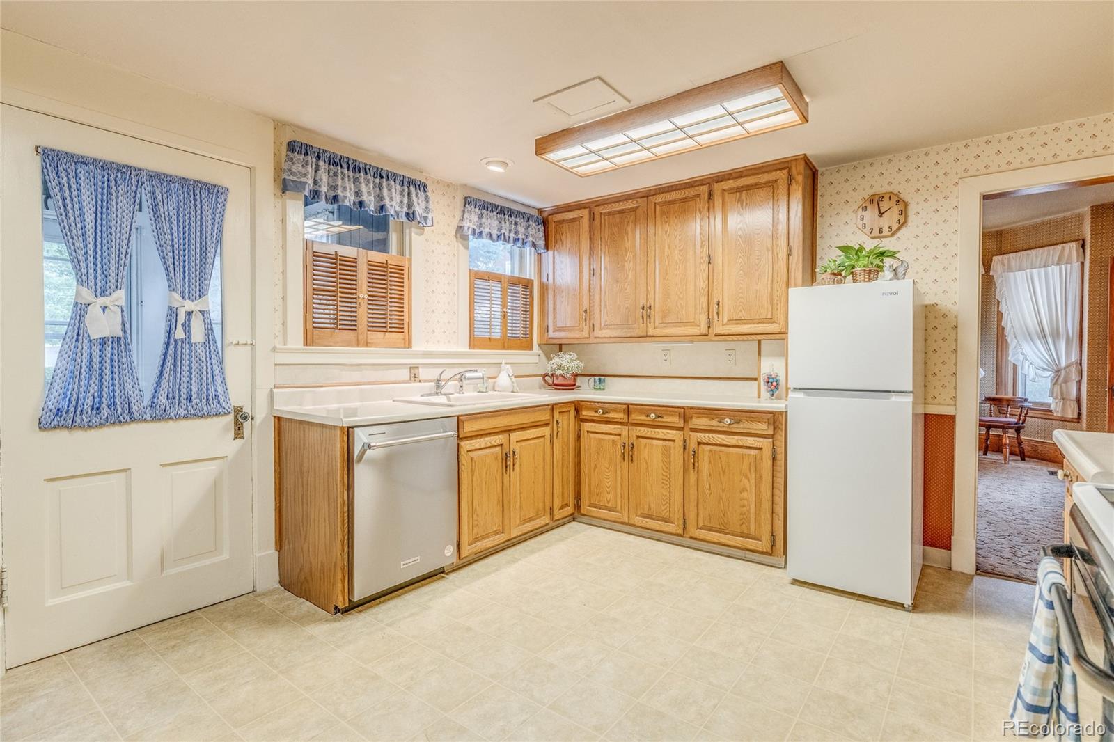 MLS Image #13 for 1609 n tejon street,colorado springs, Colorado