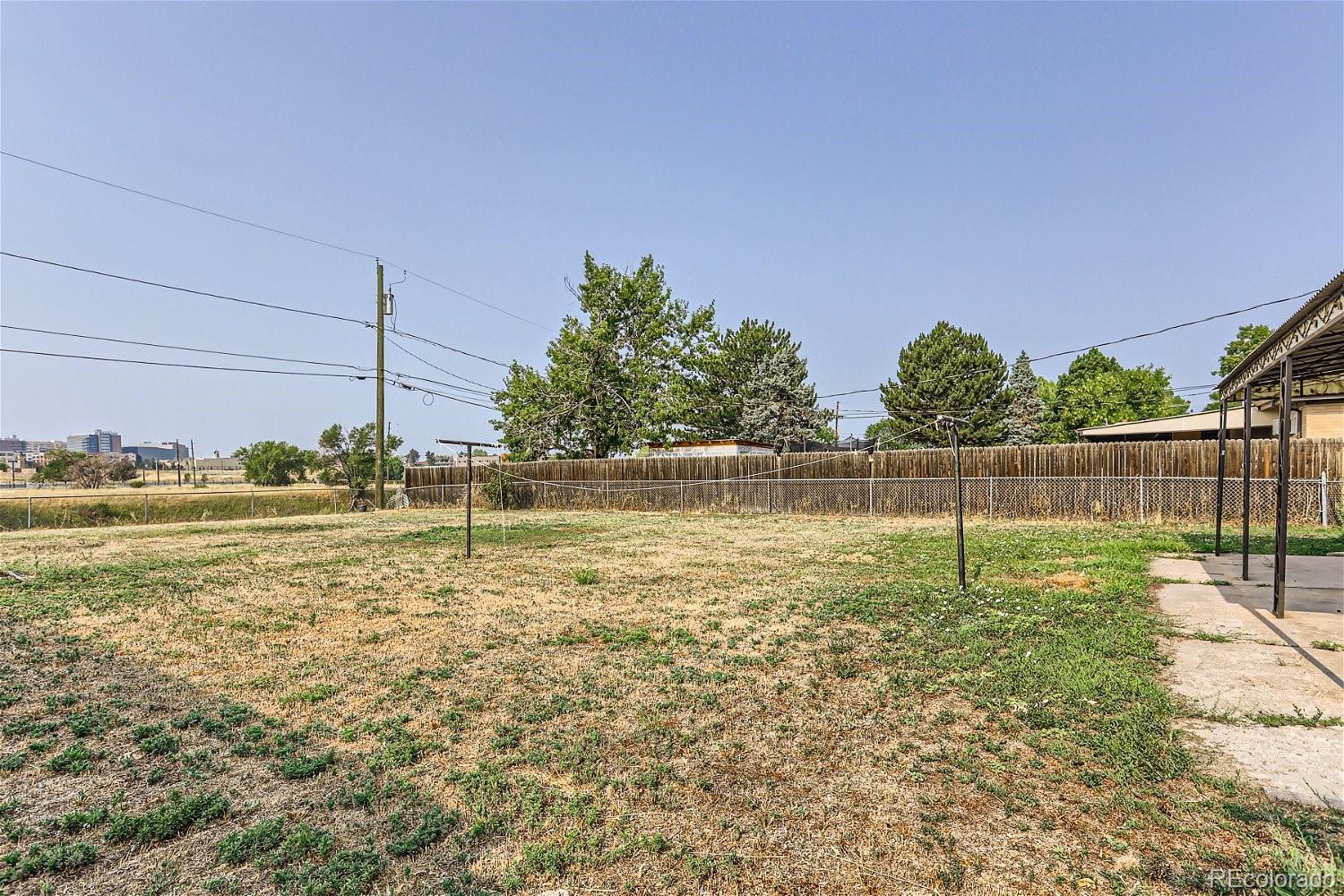 MLS Image #16 for 13068 e 30th avenue,aurora, Colorado