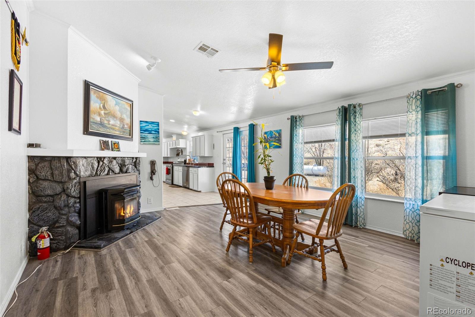 MLS Image #18 for 1381  valley drive,penrose, Colorado