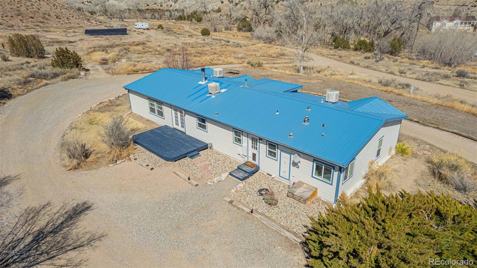 MLS Image #33 for 1381  valley drive,penrose, Colorado