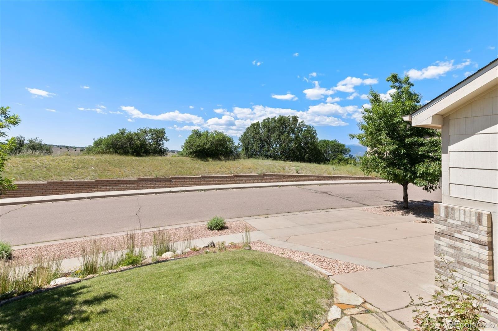 MLS Image #2 for 7645  fargo drive,colorado springs, Colorado