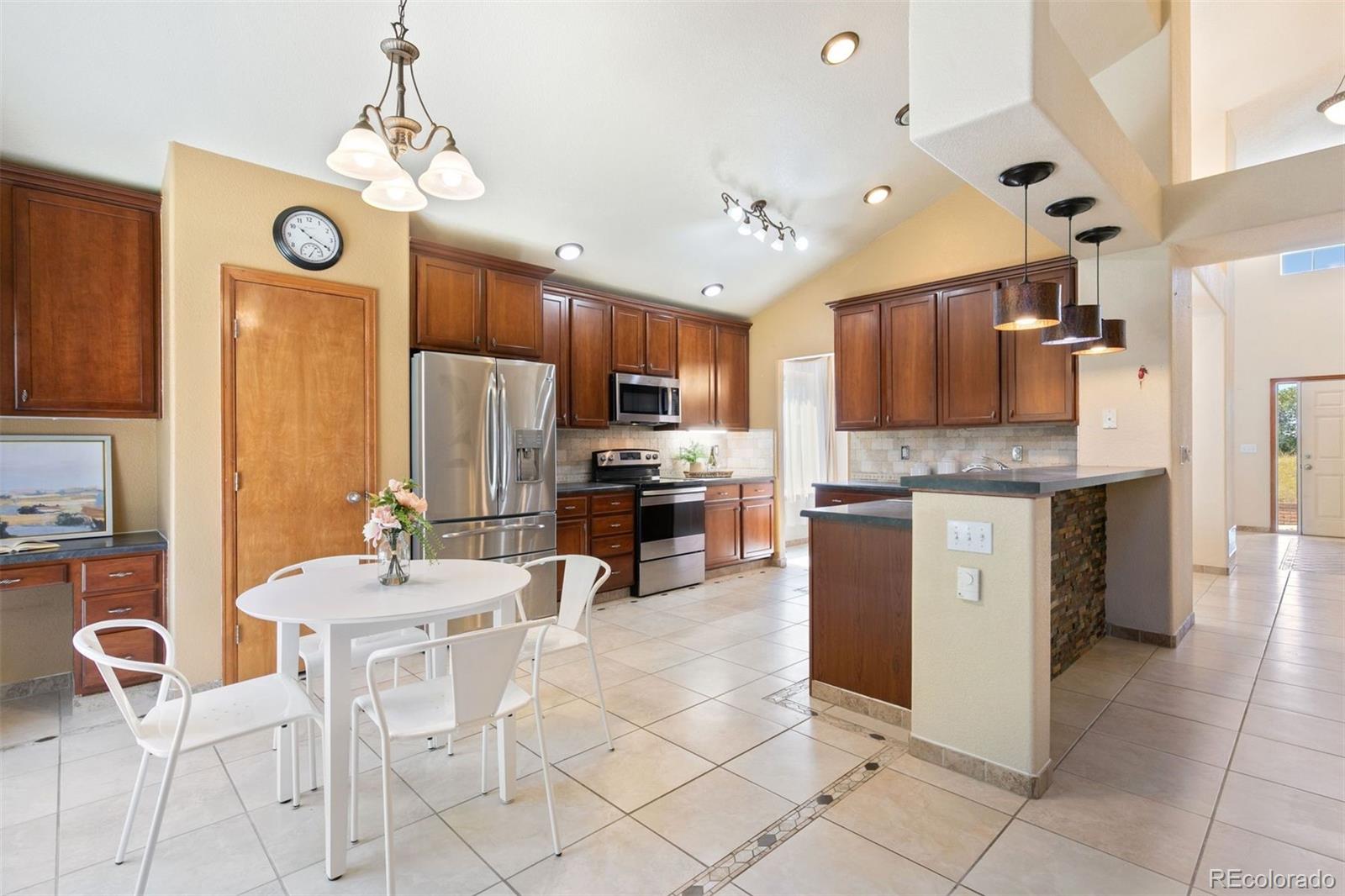 MLS Image #3 for 7645  fargo drive,colorado springs, Colorado