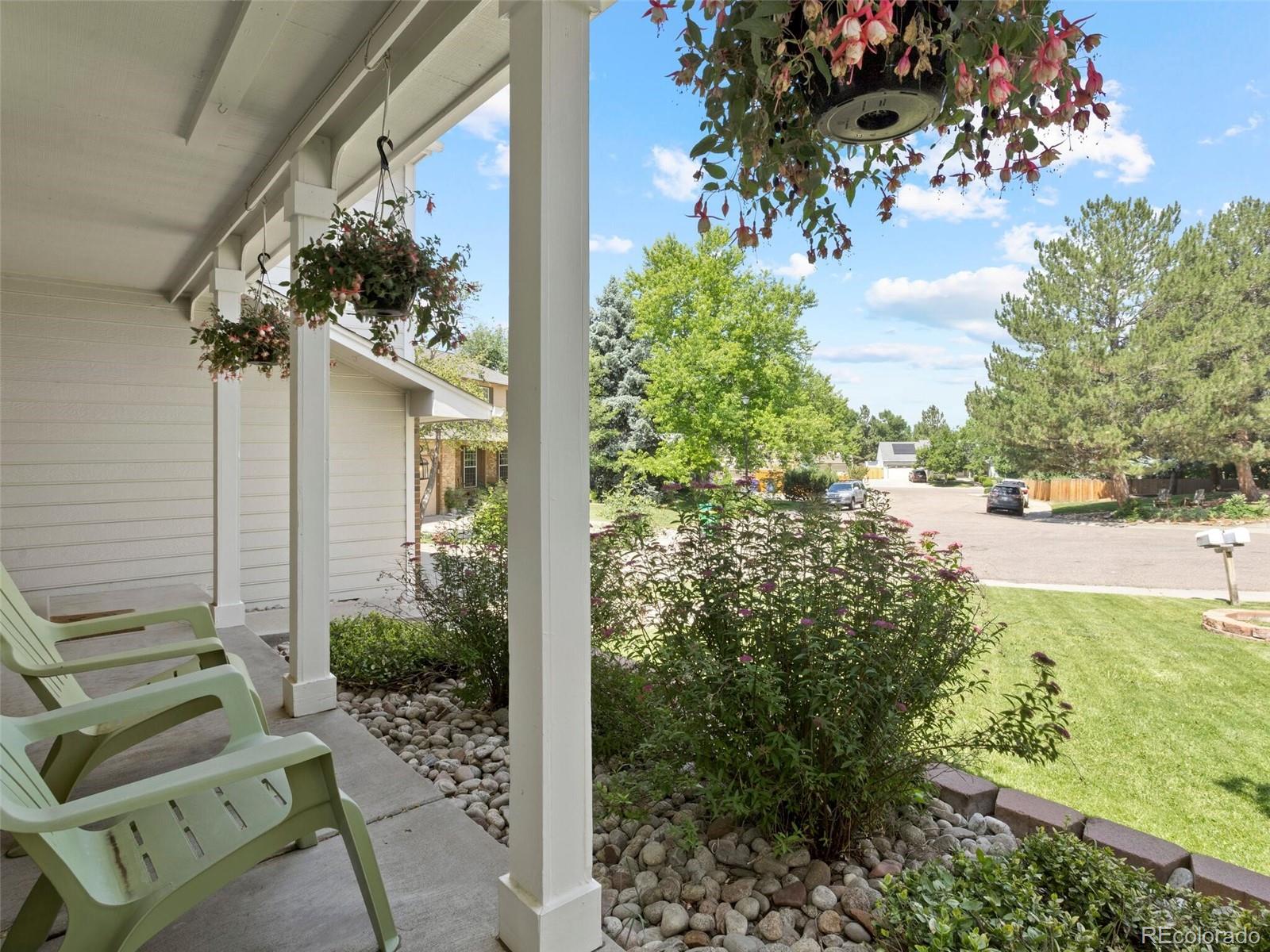 MLS Image #2 for 582 e nichols court,littleton, Colorado