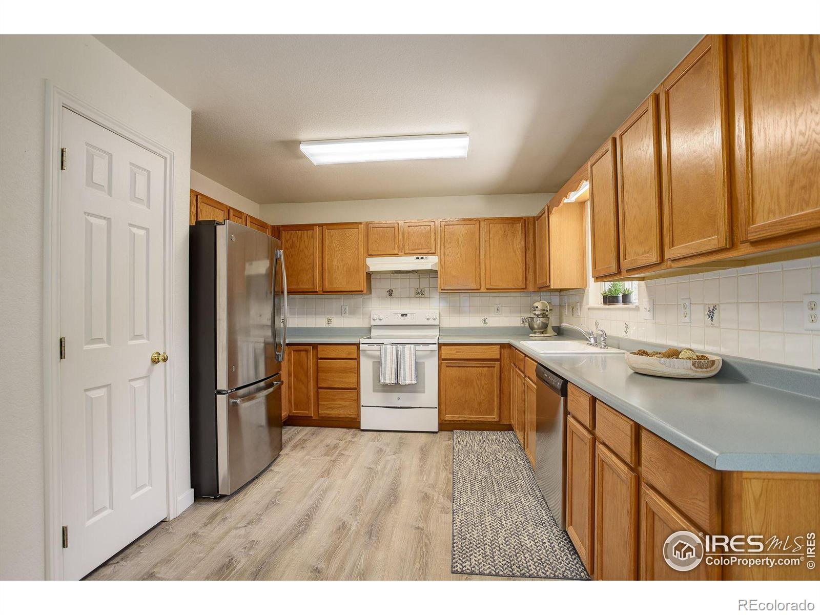 MLS Image #10 for 206  adams way,firestone, Colorado