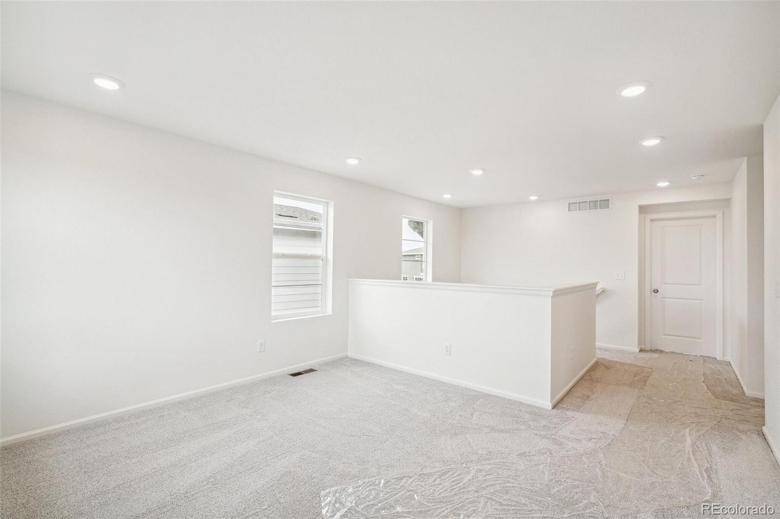 MLS Image #20 for 9340  bahama court,commerce city, Colorado