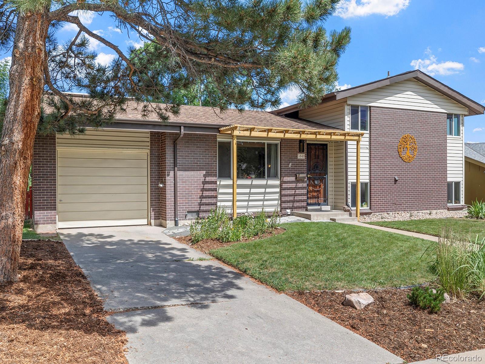 CMA Image for 12038 w 62nd place,Arvada, Colorado