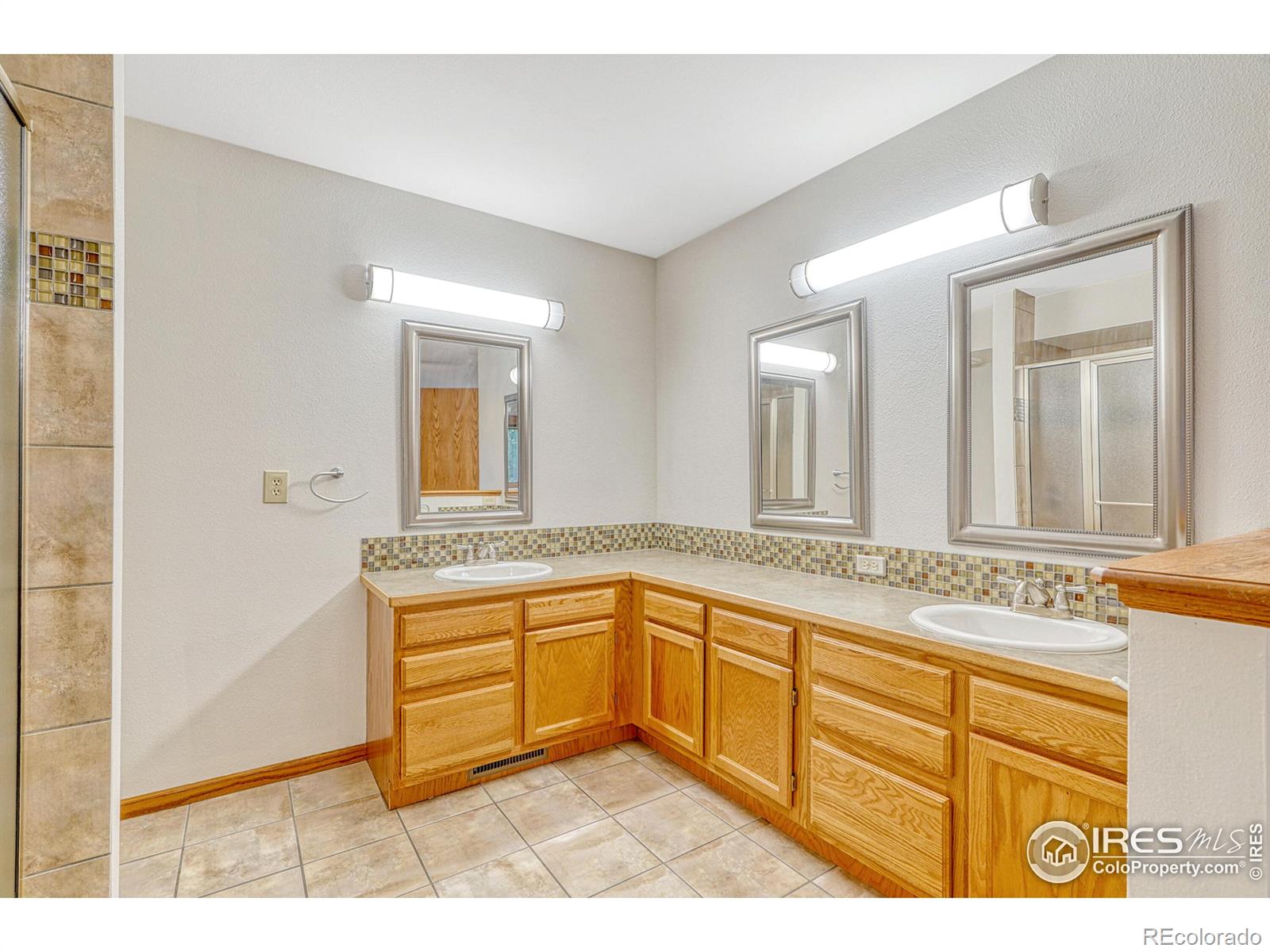 MLS Image #20 for 4249  fall river drive,fort collins, Colorado