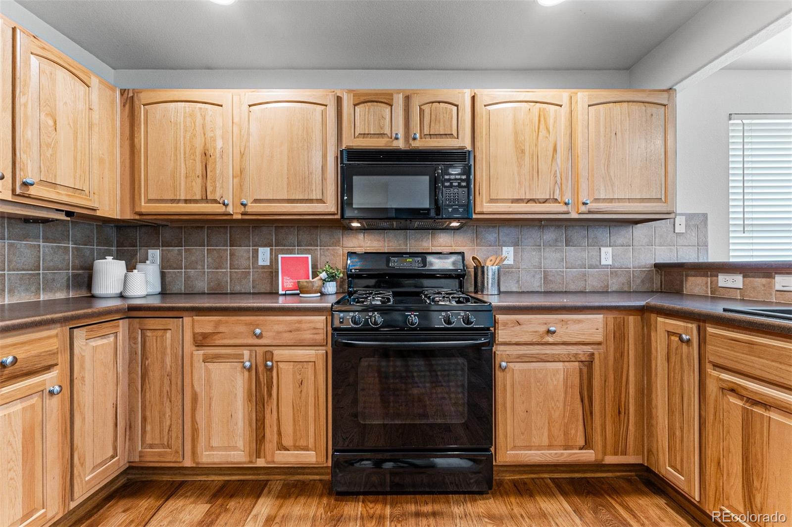 MLS Image #17 for 2256  merlot court,fort collins, Colorado