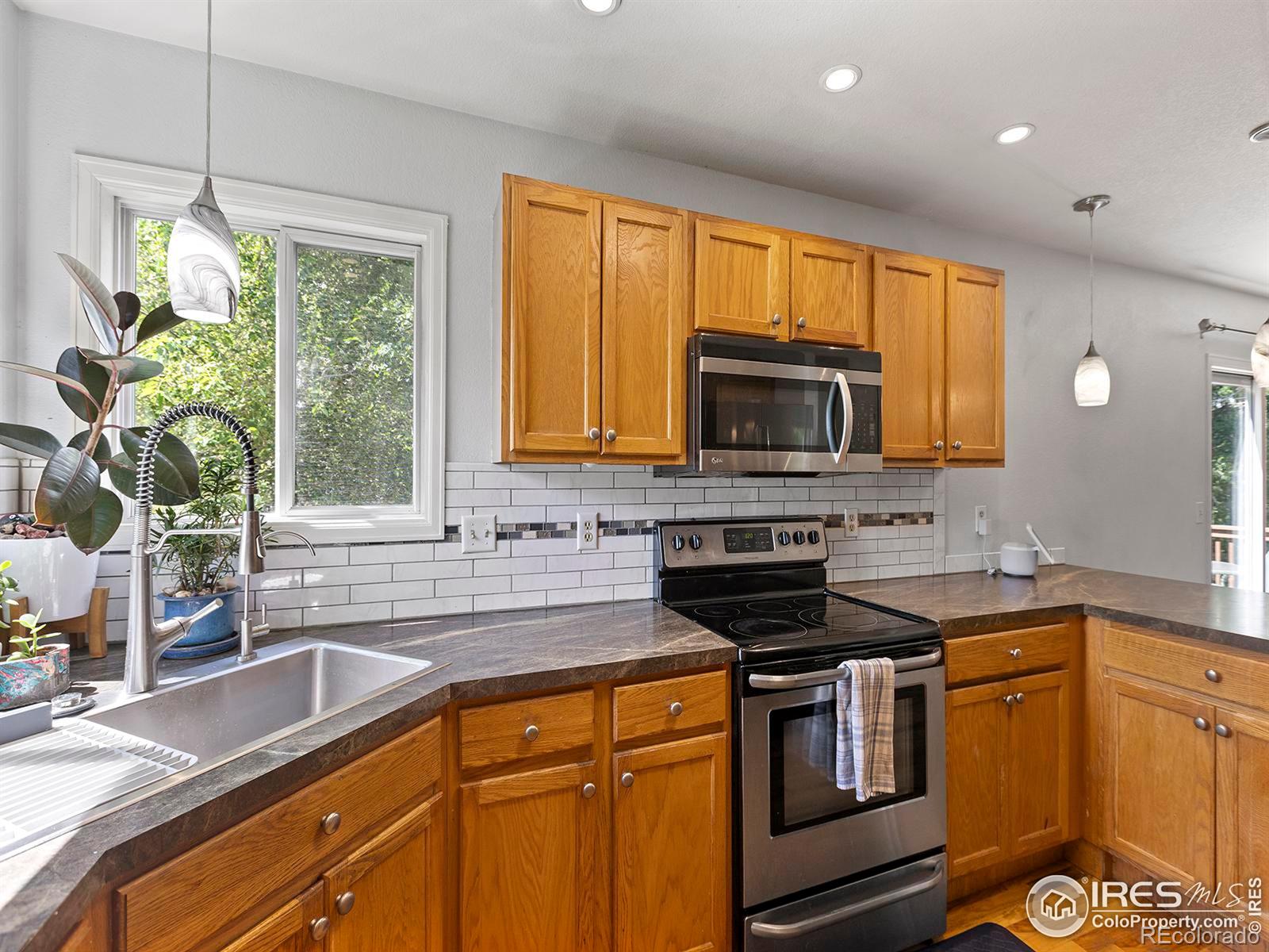 MLS Image #11 for 3633  harding drive,loveland, Colorado