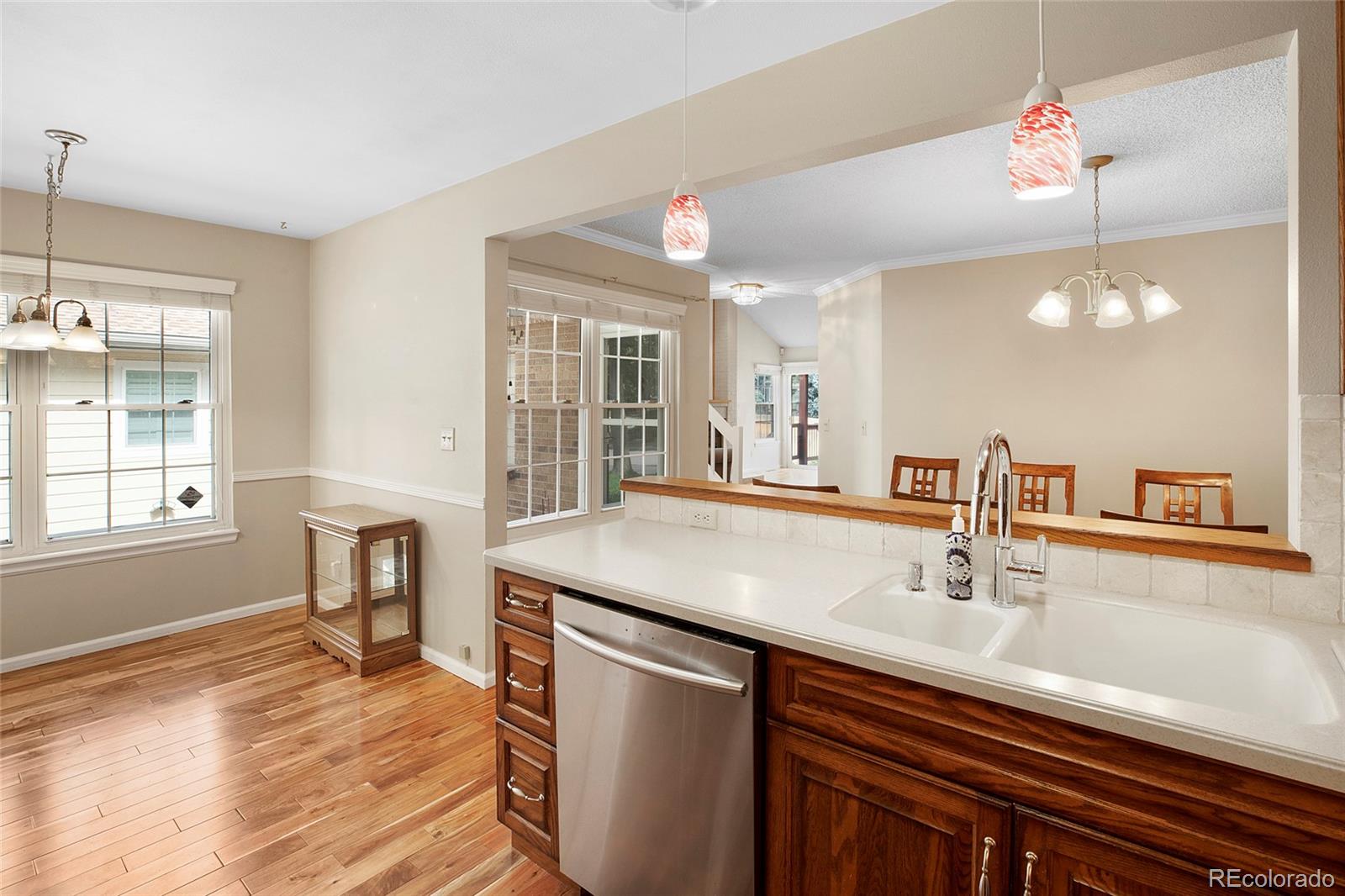 MLS Image #7 for 7565 e gunnison place,denver, Colorado