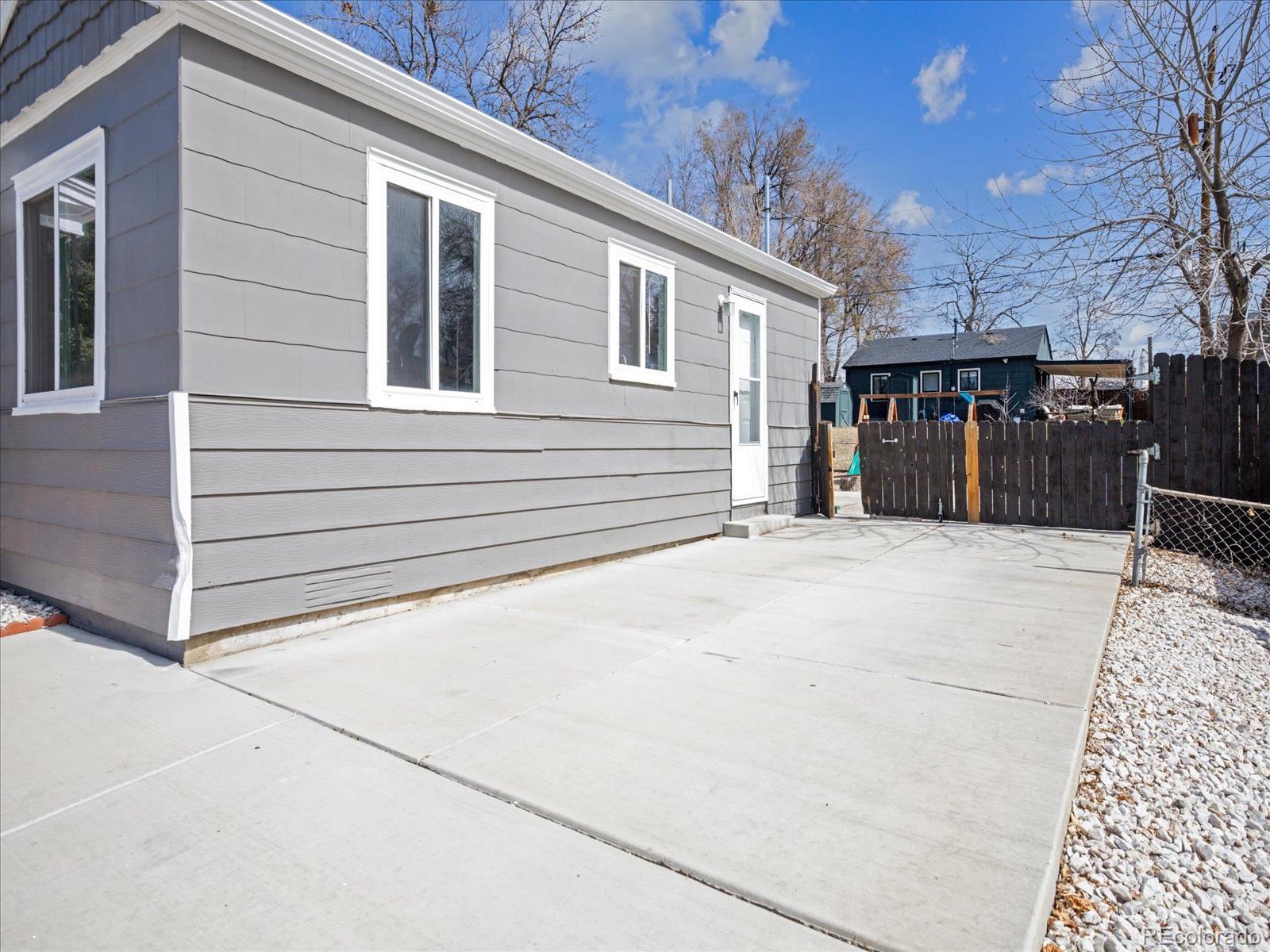 MLS Image #15 for 1416 s bryant street,denver, Colorado