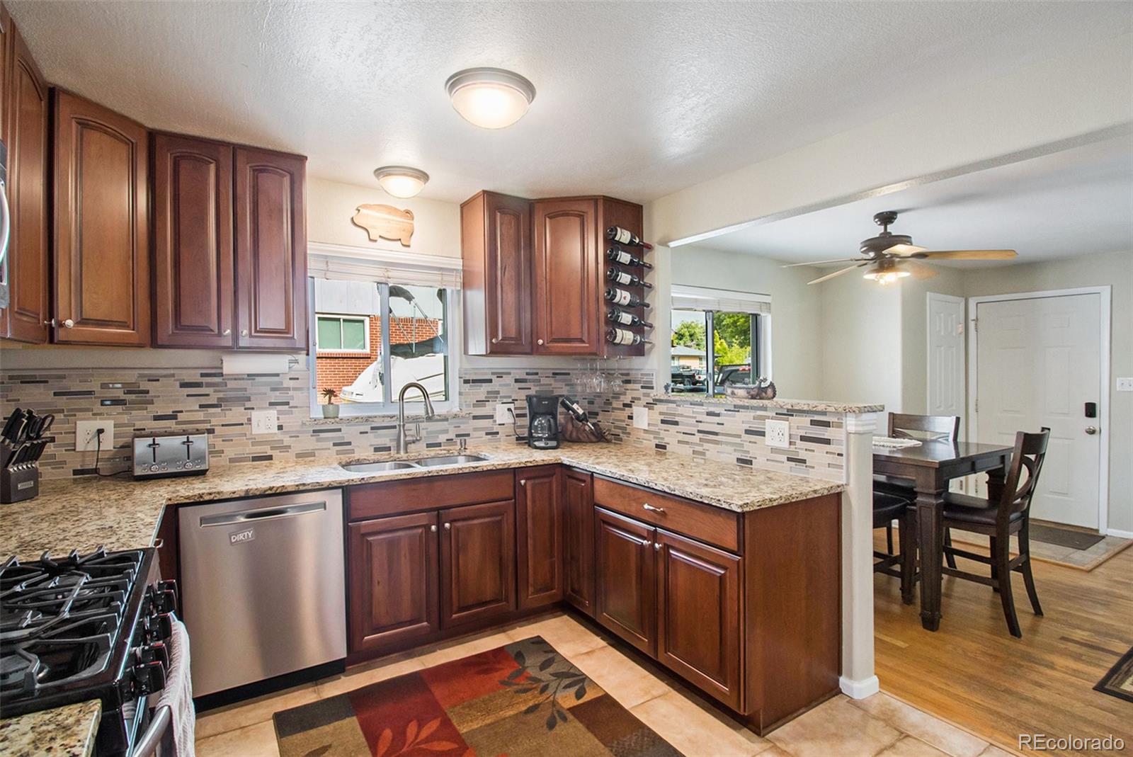 MLS Image #12 for 6887 s birch way,centennial, Colorado