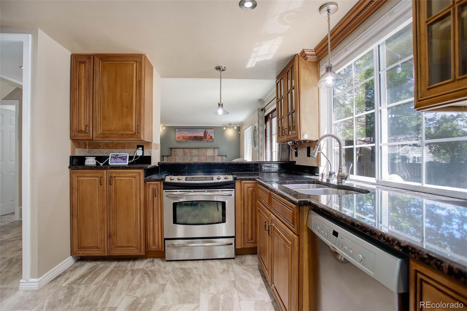 MLS Image #13 for 6456 s brentwood way,littleton, Colorado