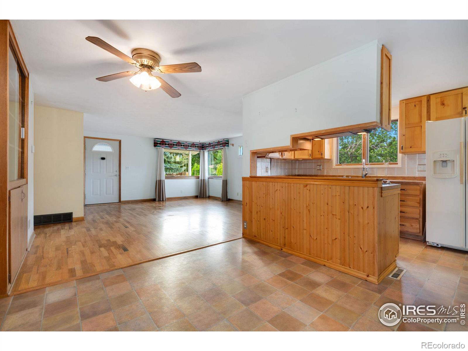 MLS Image #11 for 3214 n colorado avenue,loveland, Colorado