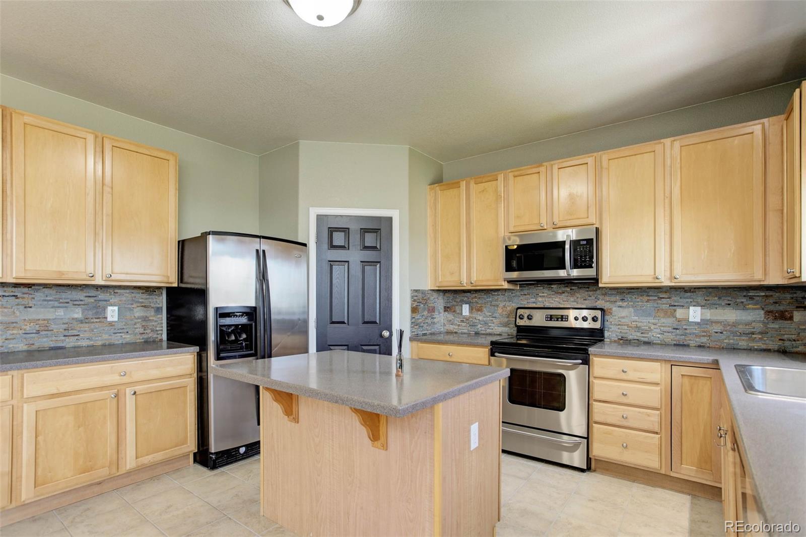 MLS Image #14 for 7134 s oak hill court,aurora, Colorado