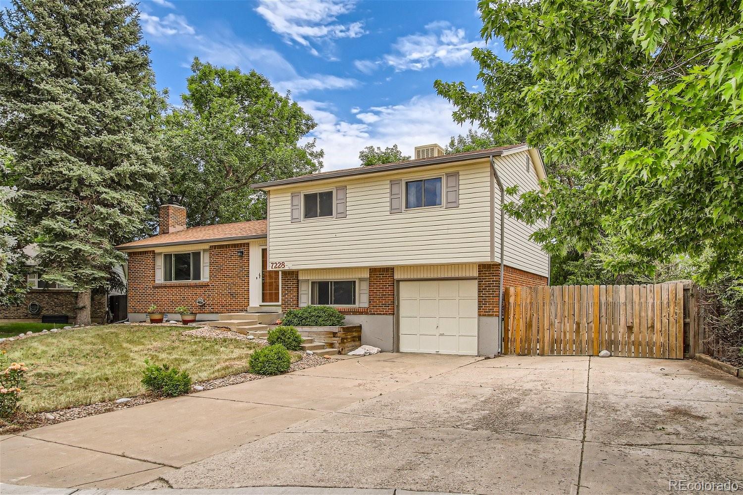 CMA Image for 13710 w 74th drive,Arvada, Colorado