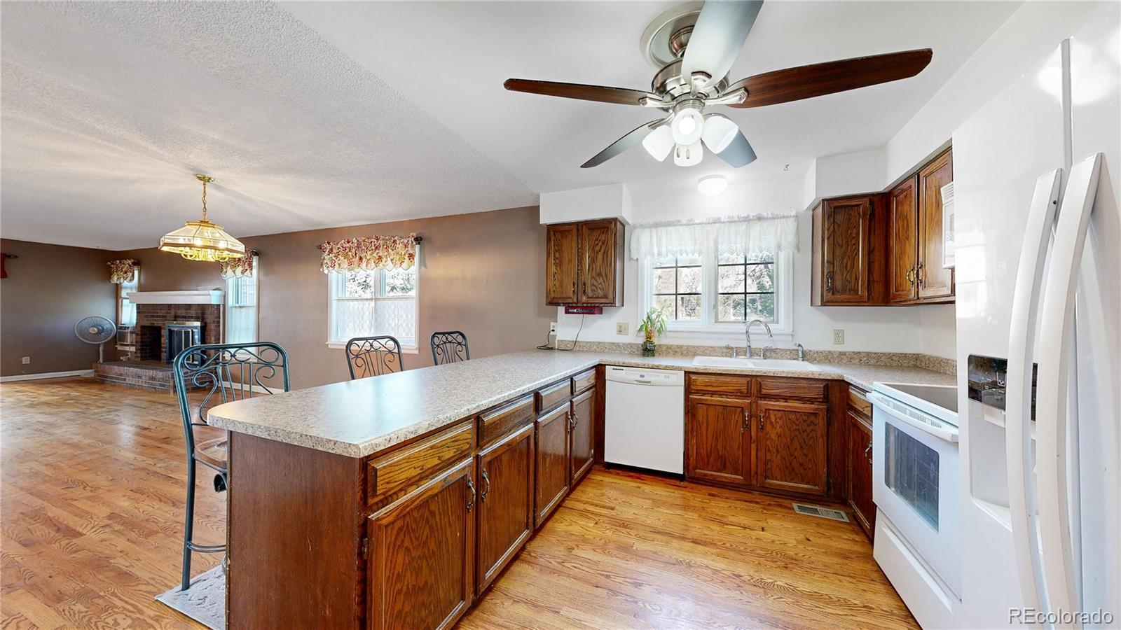 MLS Image #8 for 3905 e 134th court,thornton, Colorado